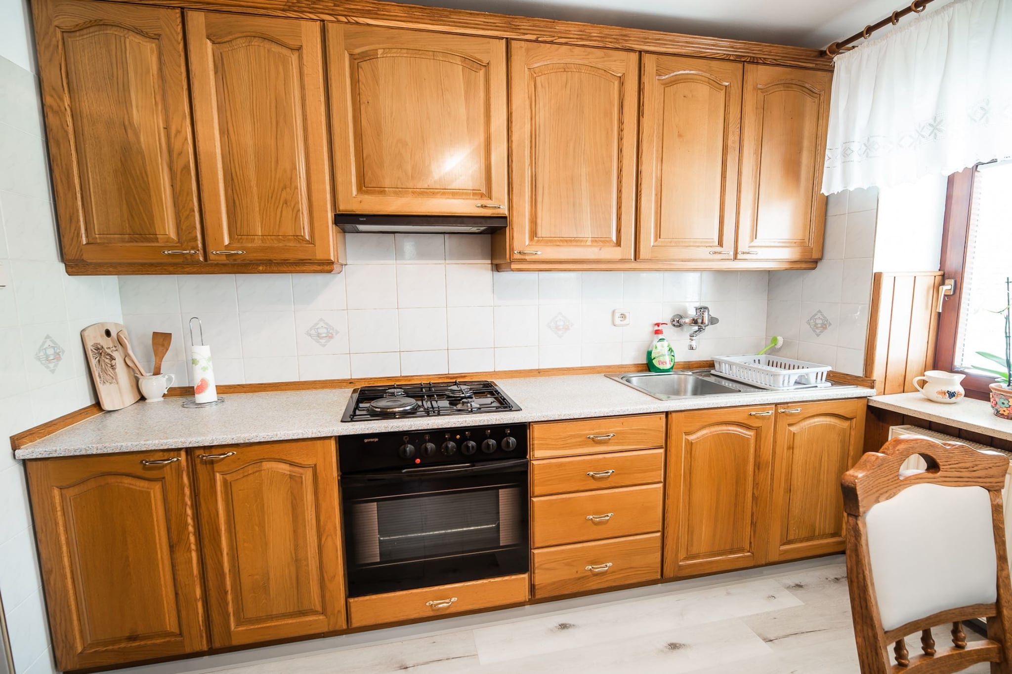 Idyllic Mountain Getaway Holiday Home - Two Bedroom Holiday Home-Cuisine