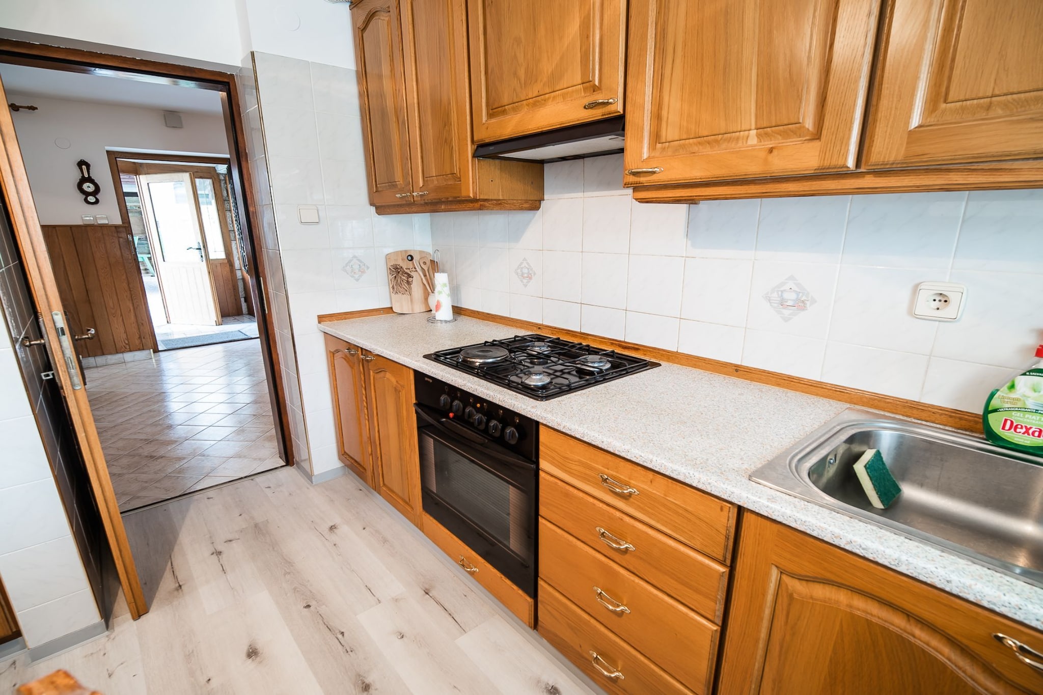 Idyllic Mountain Getaway Holiday Home - Two Bedroom Holiday Home-Cuisine