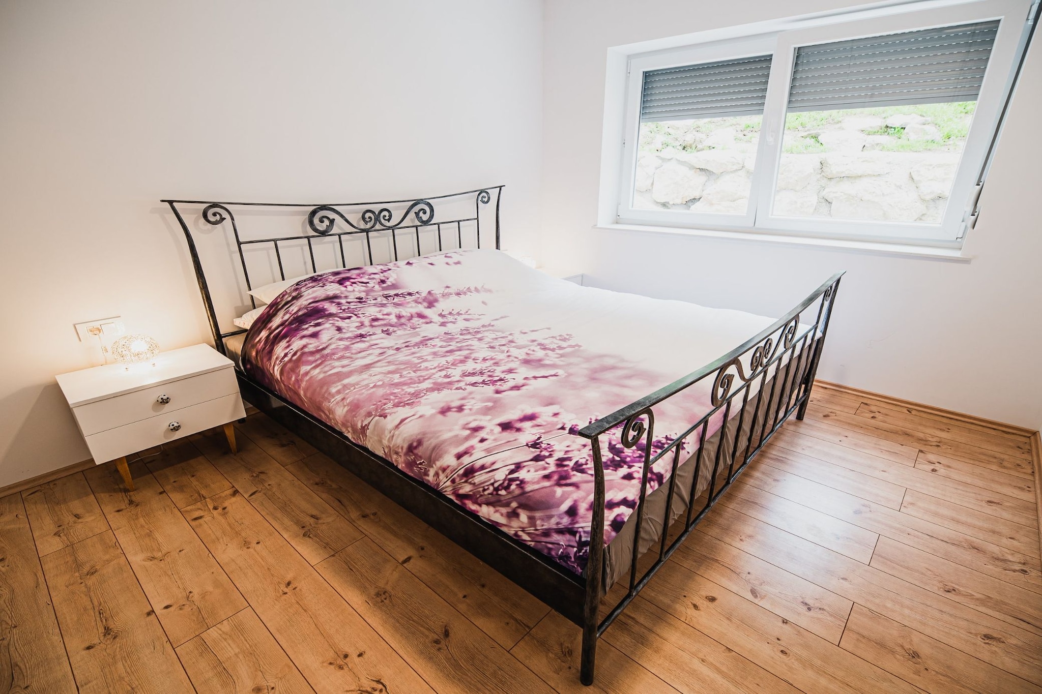 Family-Friendly Mountain Paradise Residences - Two Bedroom Apartment  with Terrace (owner Rozalija)-Bedroom