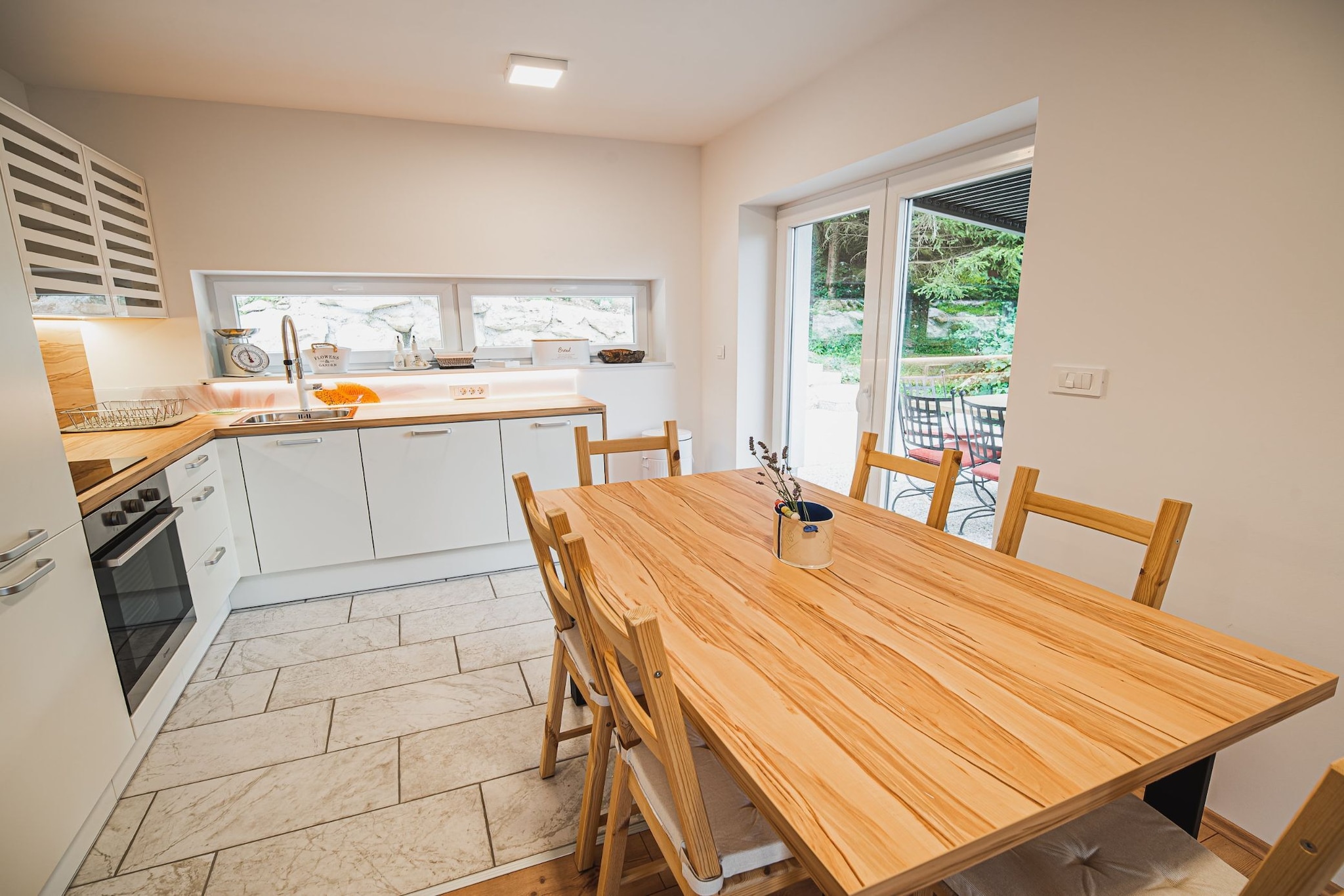 Family-Friendly Mountain Paradise Residences - Two Bedroom Apartment  with Terrace (owner Rozalija)