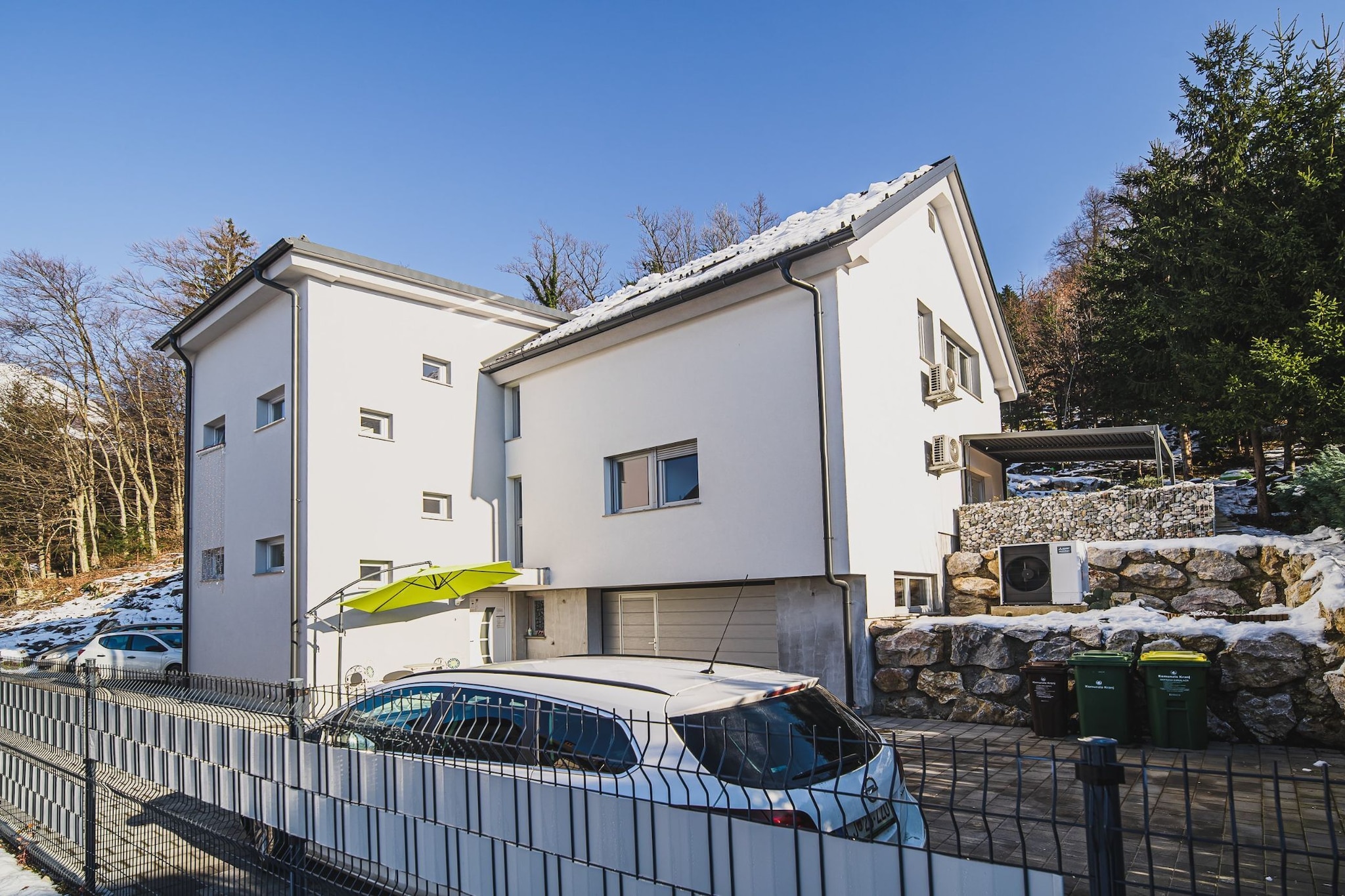 Family-Friendly Mountain Paradise Residences - Classic Two Bedroom Apartment with Terrace (owner Lavanda)-Outdoor