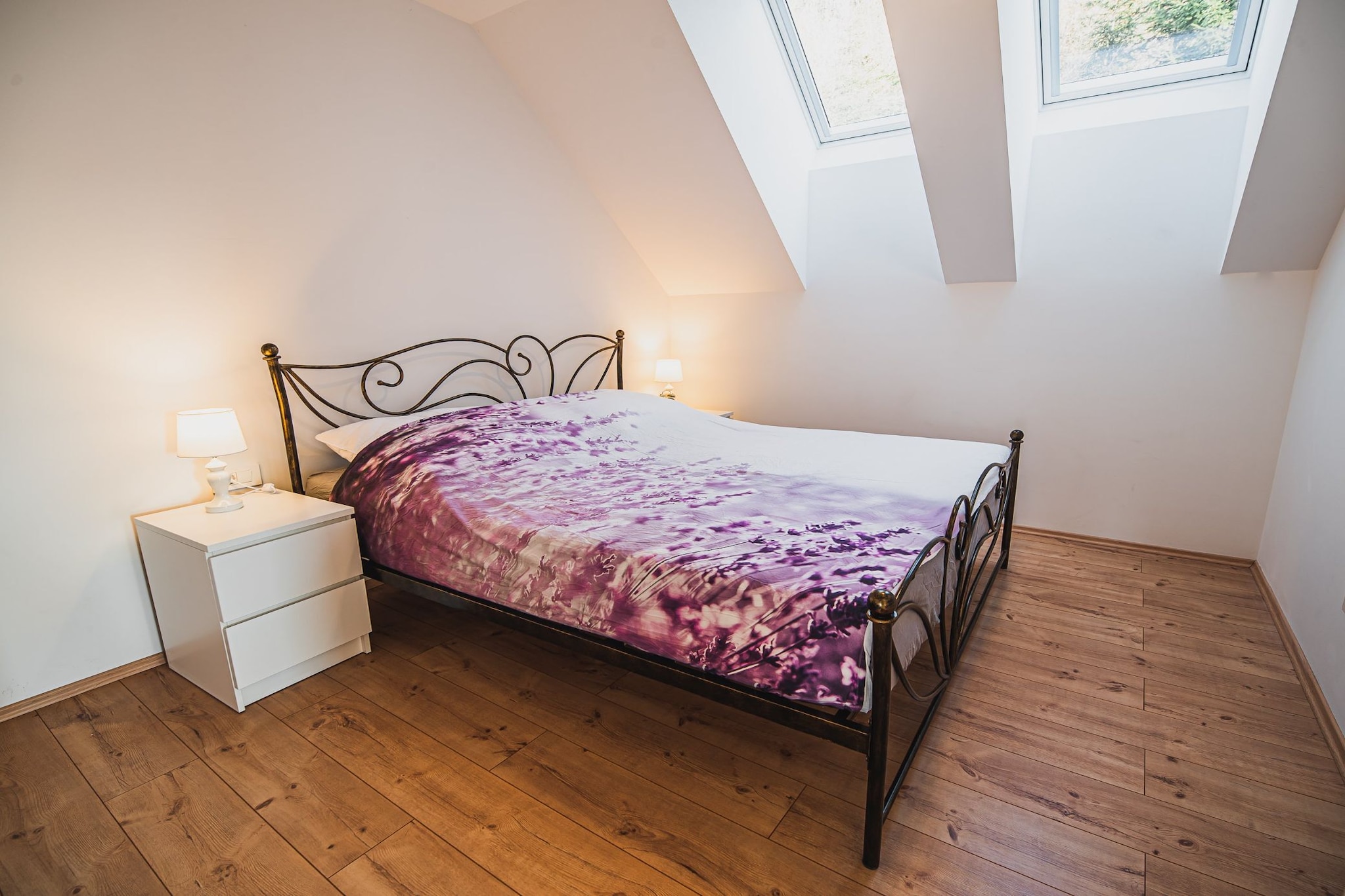 Family-Friendly Mountain Paradise Residences - Classic Two Bedroom Apartment with Terrace (owner Lavanda)-Bedroom