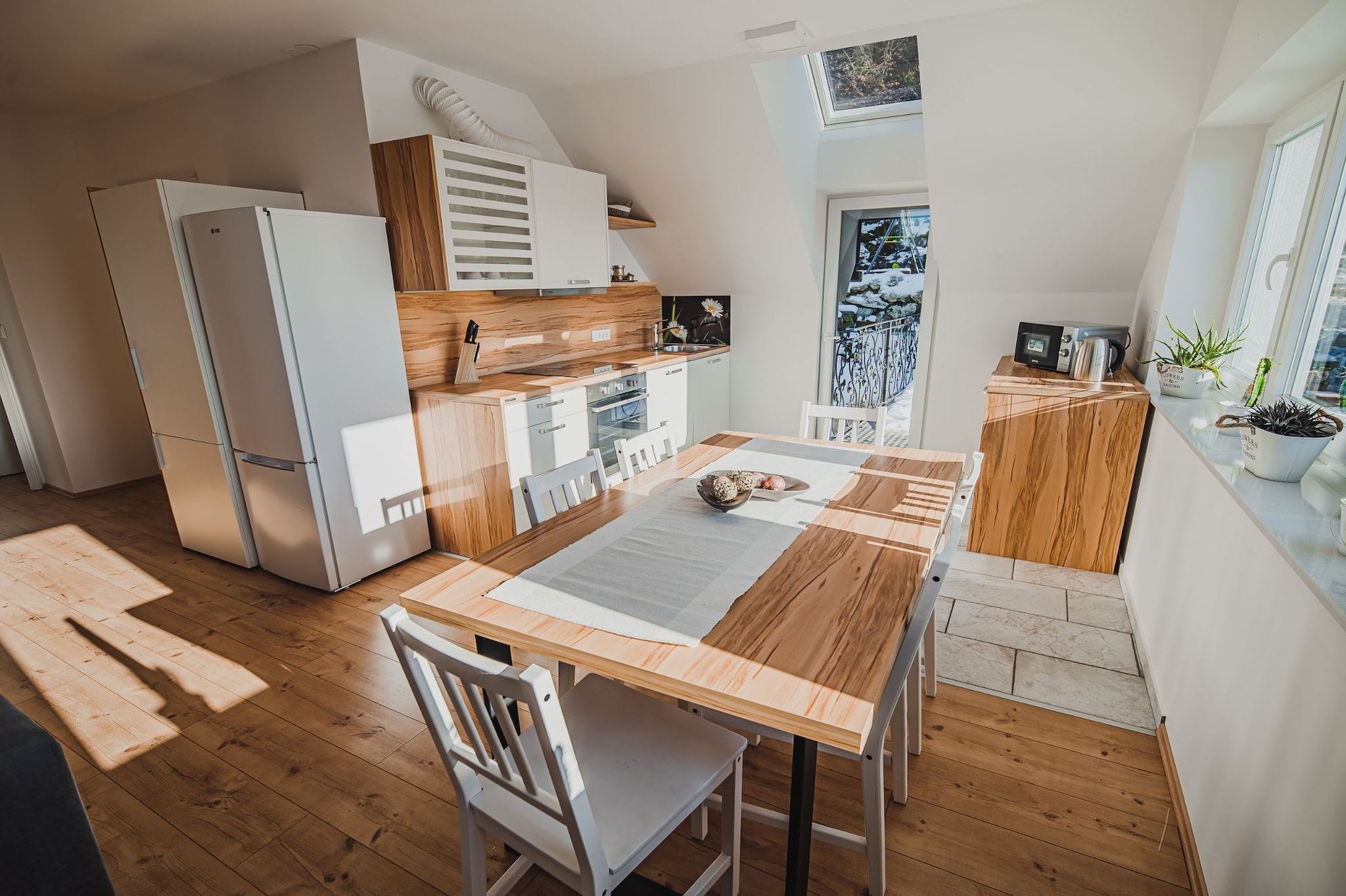Family-Friendly Mountain Paradise Residences - Classic Two Bedroom Apartment with Terrace (owner Lavanda)-Kitchen