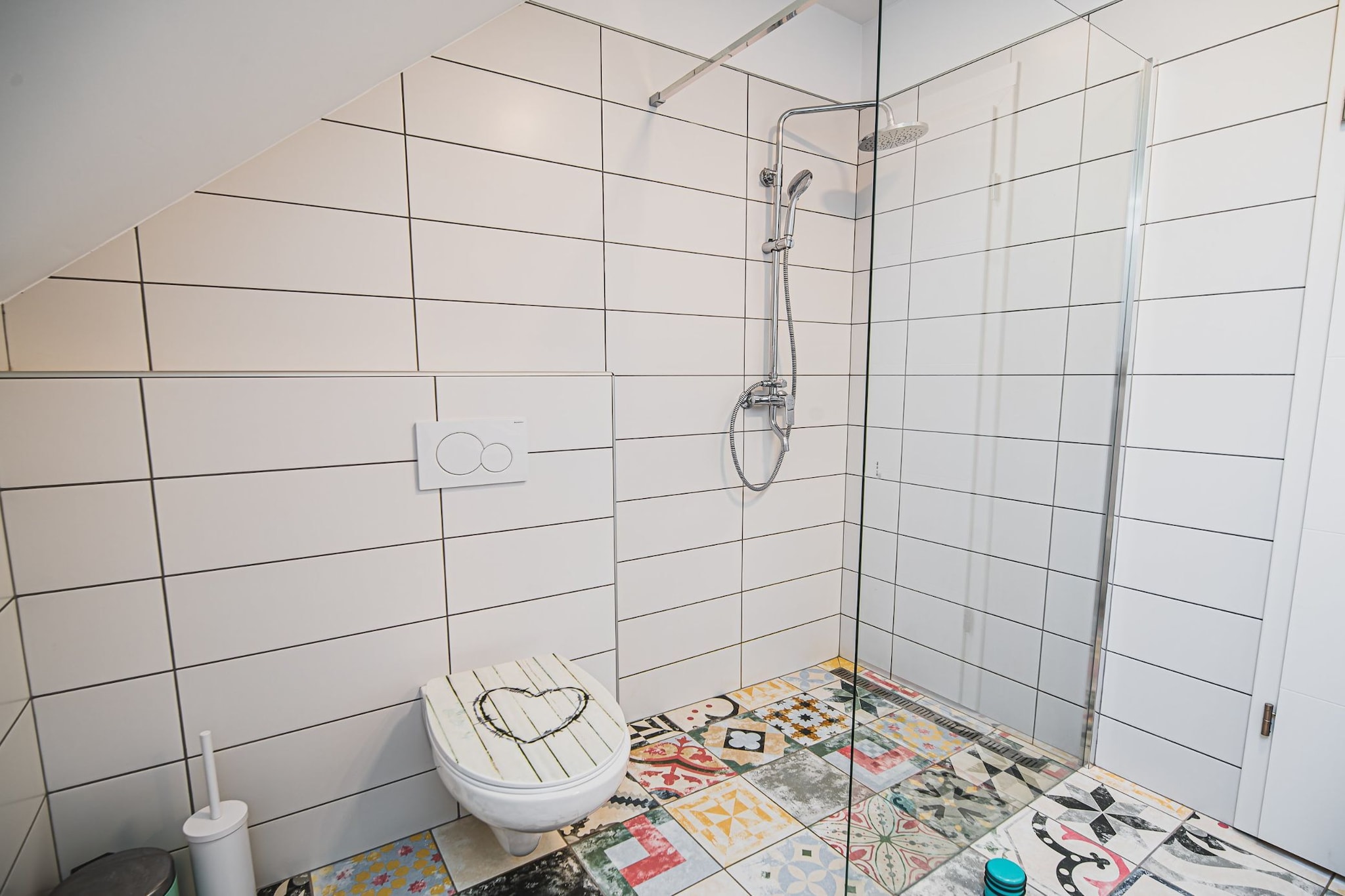 Family-Friendly Mountain Paradise Residences - Classic Two Bedroom Apartment with Terrace (owner Lavanda)-Bathroom