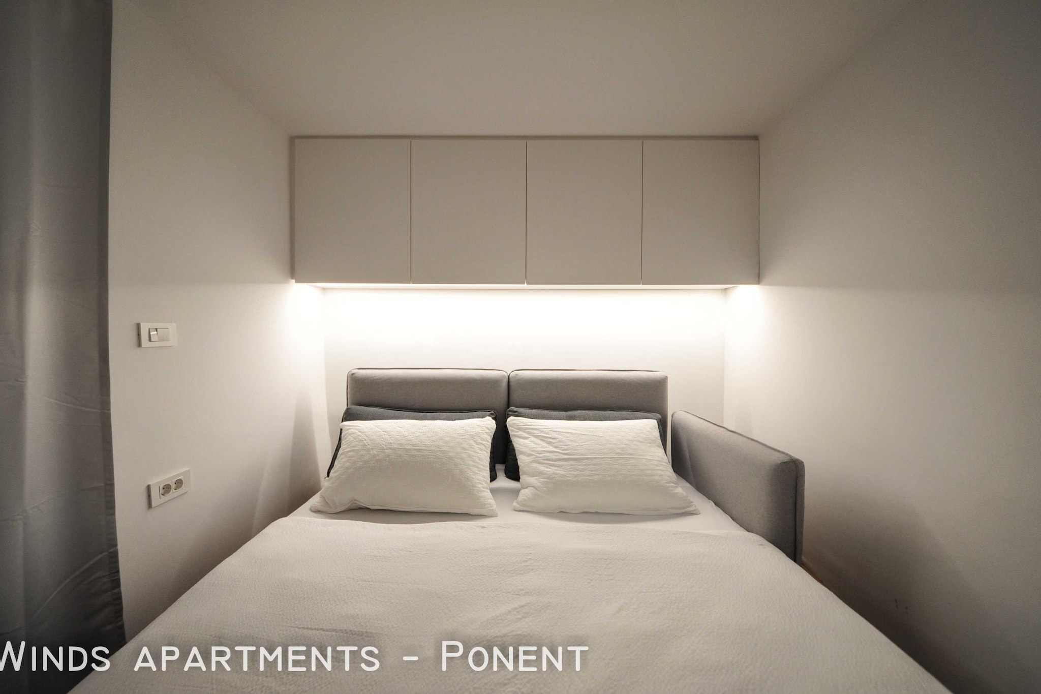 Downtown Izola Modern and Classy Apartments - Studio Apartment with Terrace (owner Ponent)-Slaapkamer