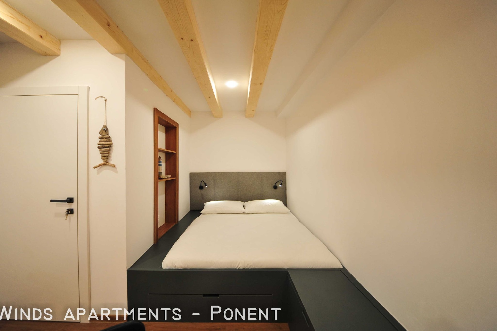 Downtown Izola Modern and Classy Apartments - Studio Apartment with Terrace (owner Ponent)-Slaapkamer