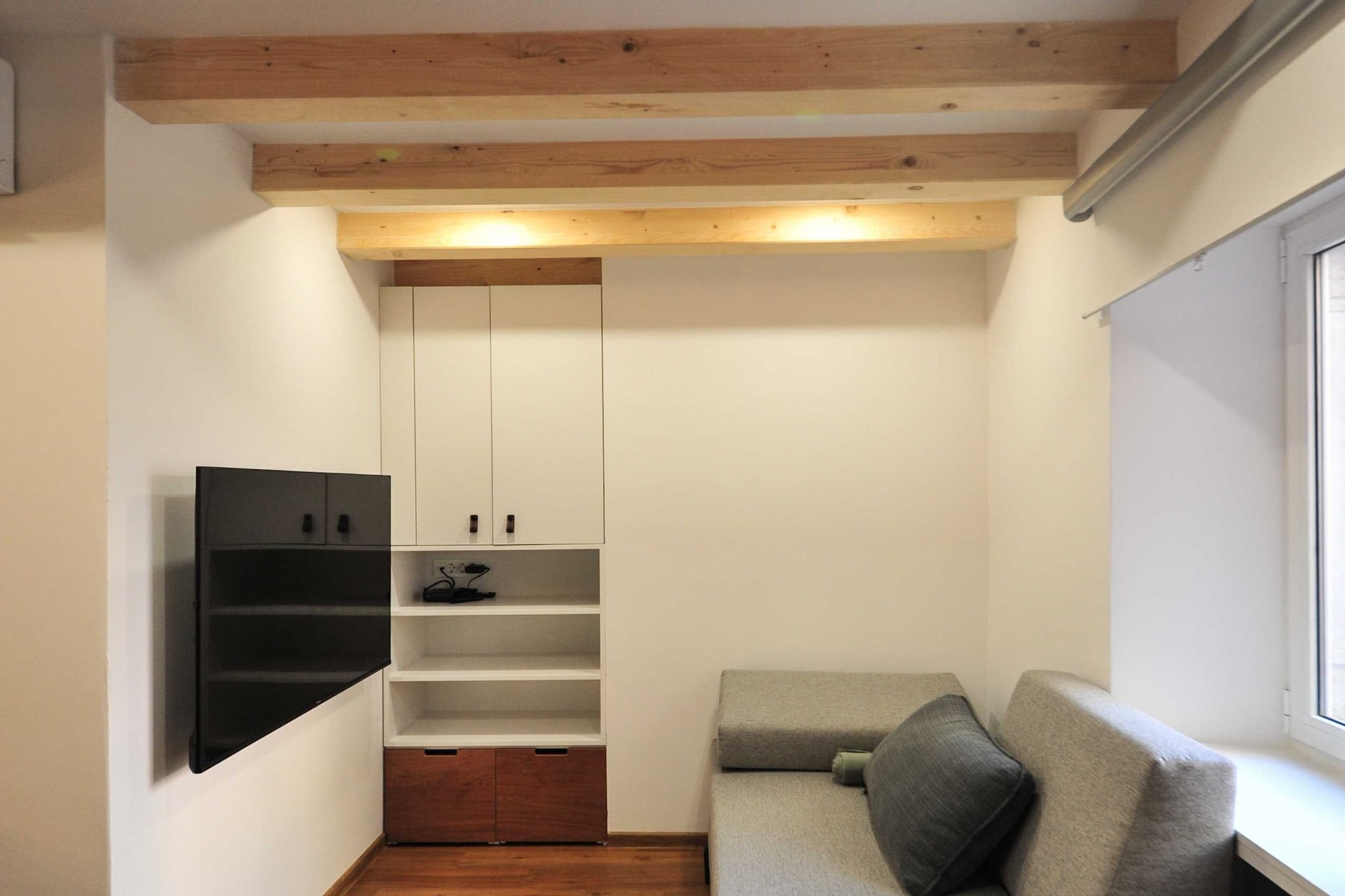 Downtown Izola Modern and Classy Apartments - One Bedroom Apartment with Balcony (owner Levant)