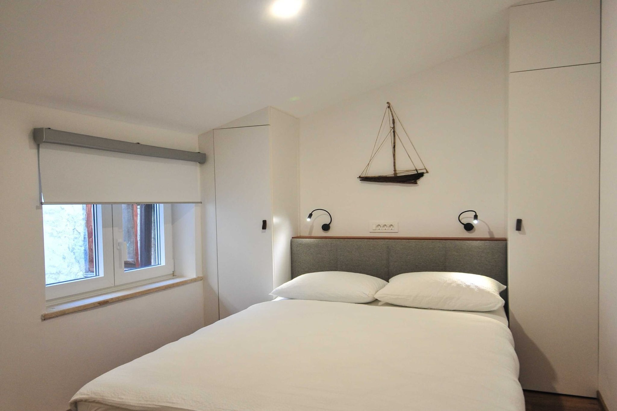 Downtown Izola Modern and Classy Apartments - One Bedroom Apartment with Balcony (owner Levant)-Slaapkamer