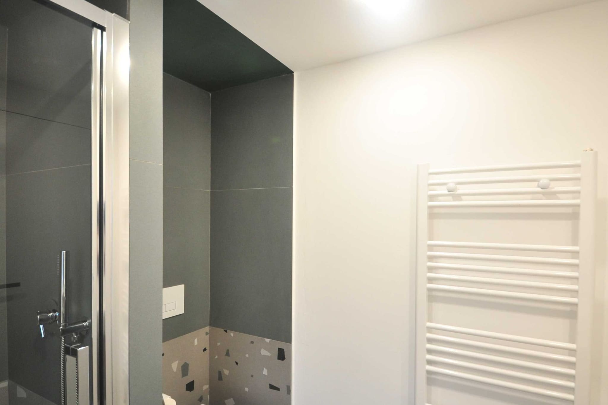 Downtown Izola Modern and Classy Apartments - Studio Apartment (owner Maestral)-Badkamer