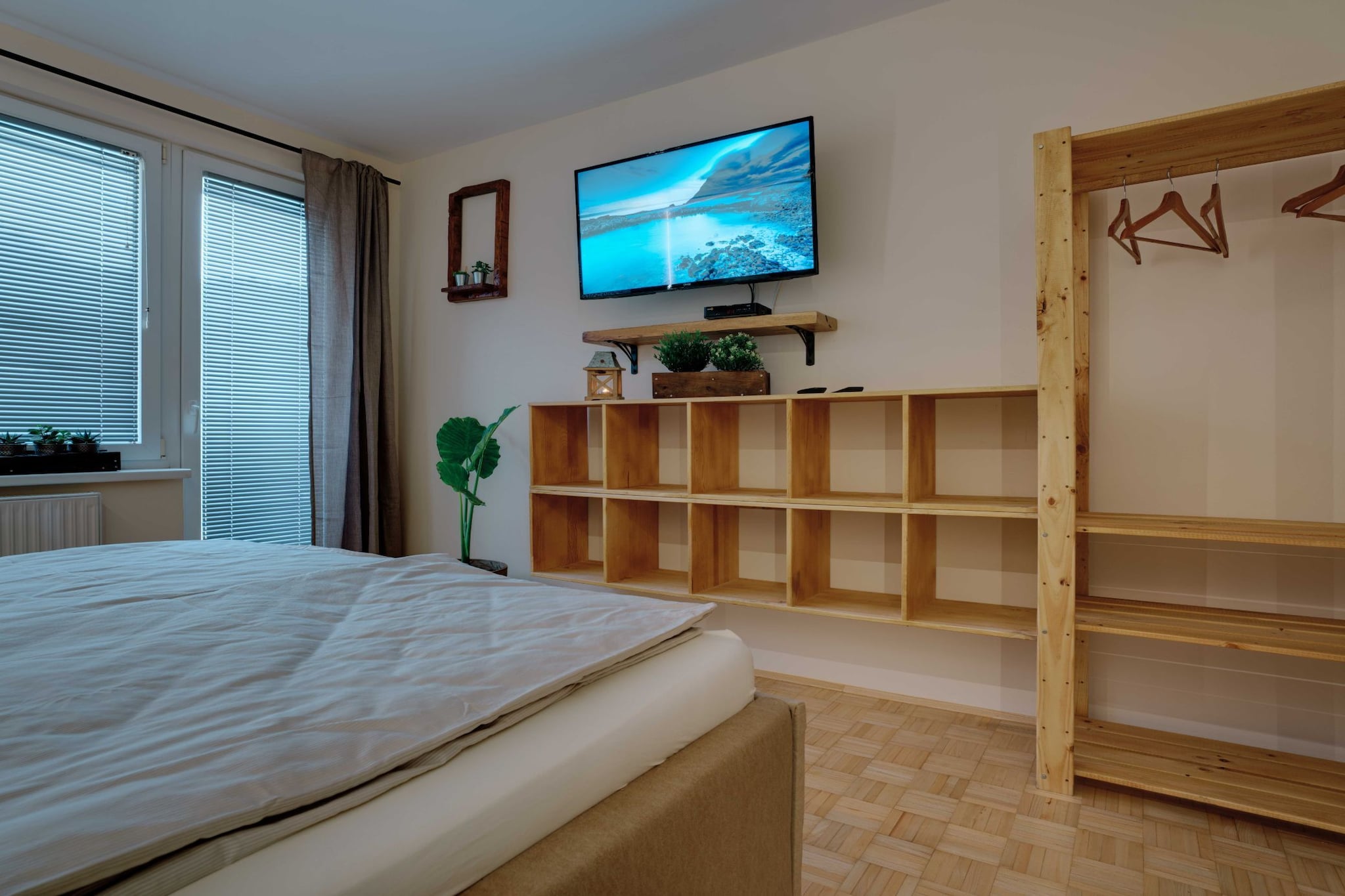 Serene and Radiant Retreat Apartments - Two Bedroom Apartment-Slaapkamer