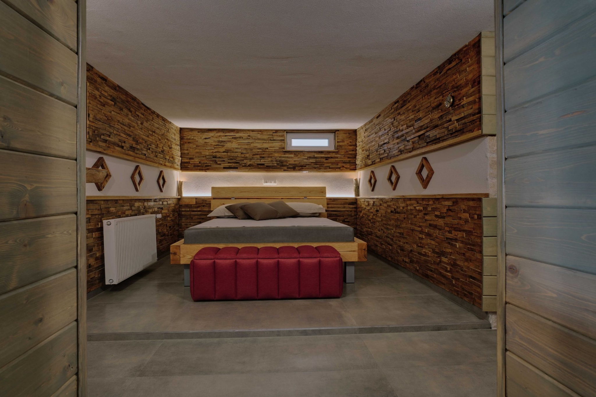 Serene and Radiant Retreat Apartments - One Bedroom Apartment with  Hot Tub-Slaapkamer