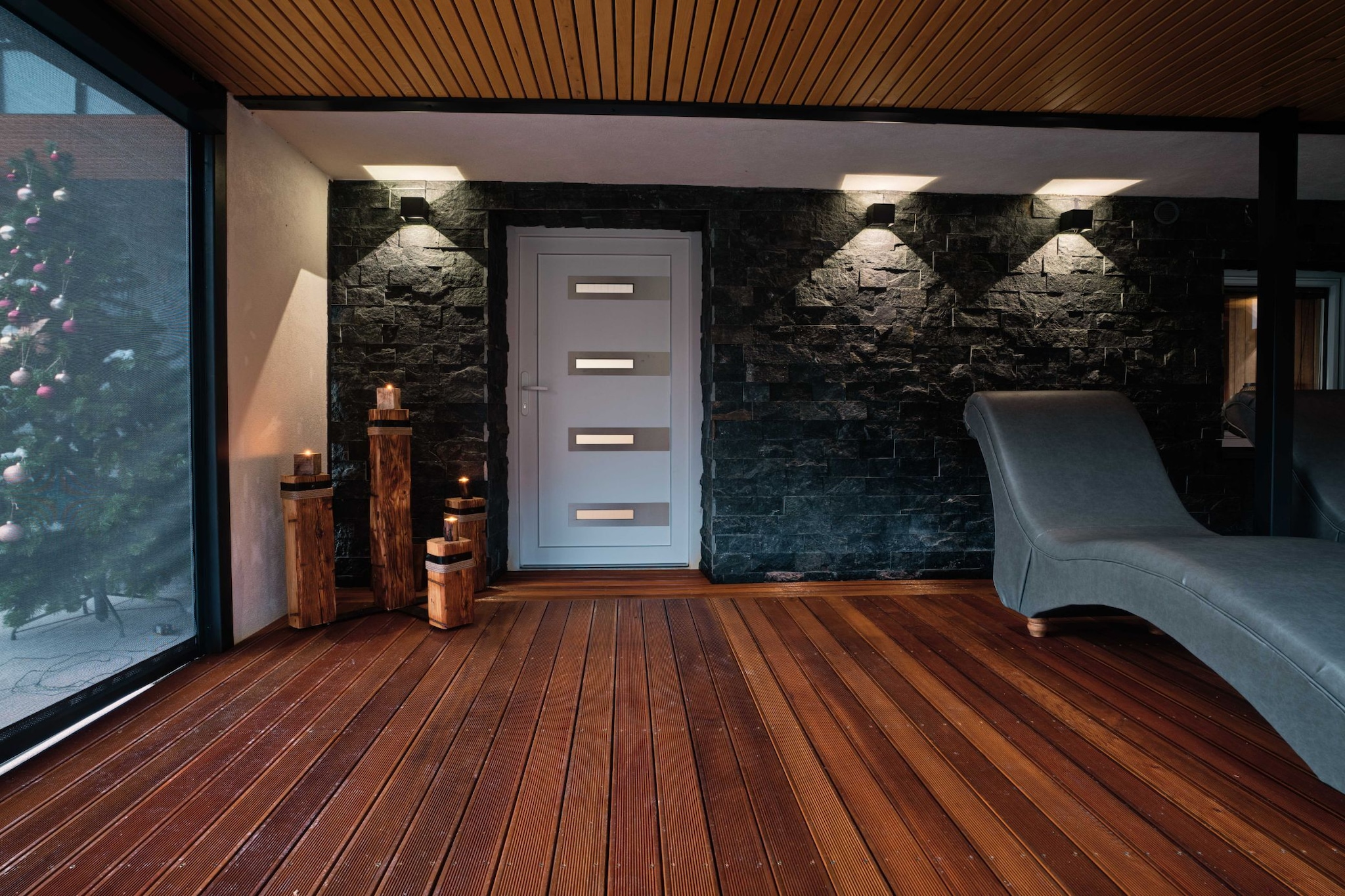 Serene and Radiant Retreat Apartments - One Bedroom Apartment with  Hot Tub-Binnen