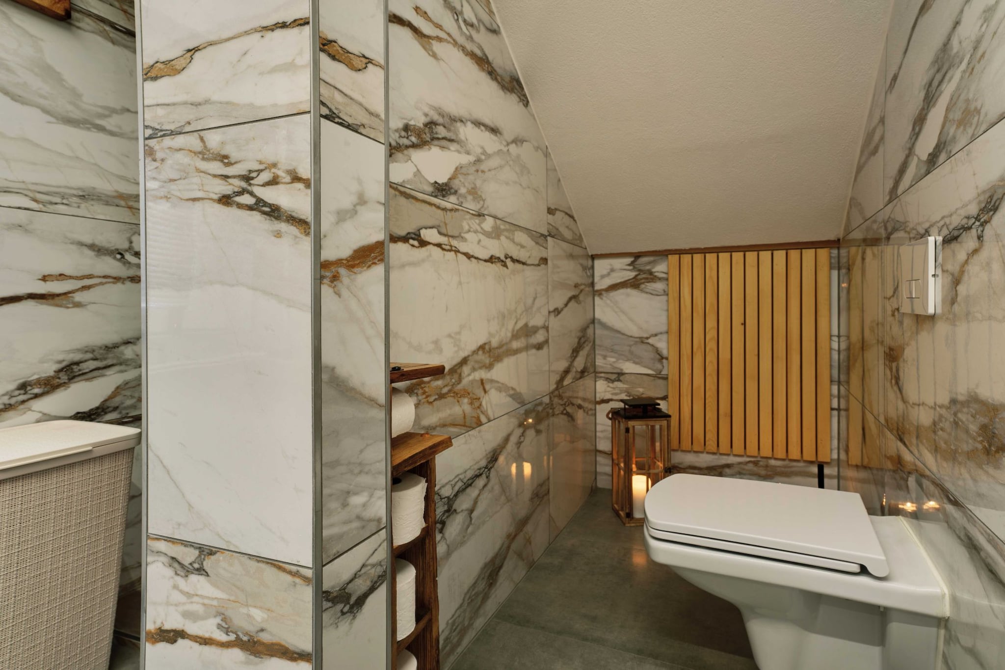 Serene and Radiant Retreat Apartments - One Bedroom Apartment with  Hot Tub-Badkamer