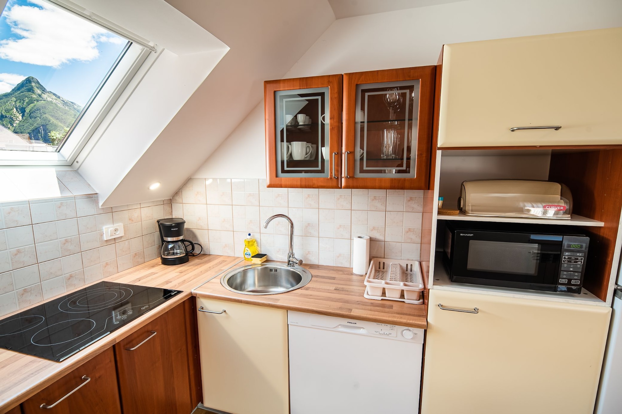 Mountain View Haven Apartments - One Bedroom Apartment-Cuisine
