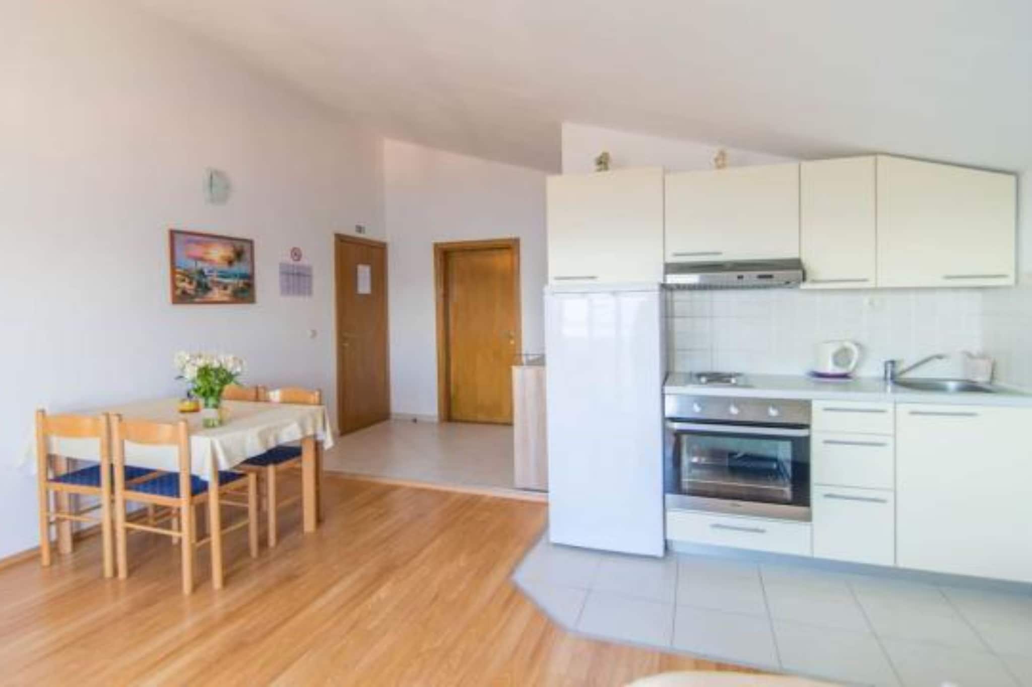Apartmani Cihorich - Two Bedroom Apartment with Pool ( A6)