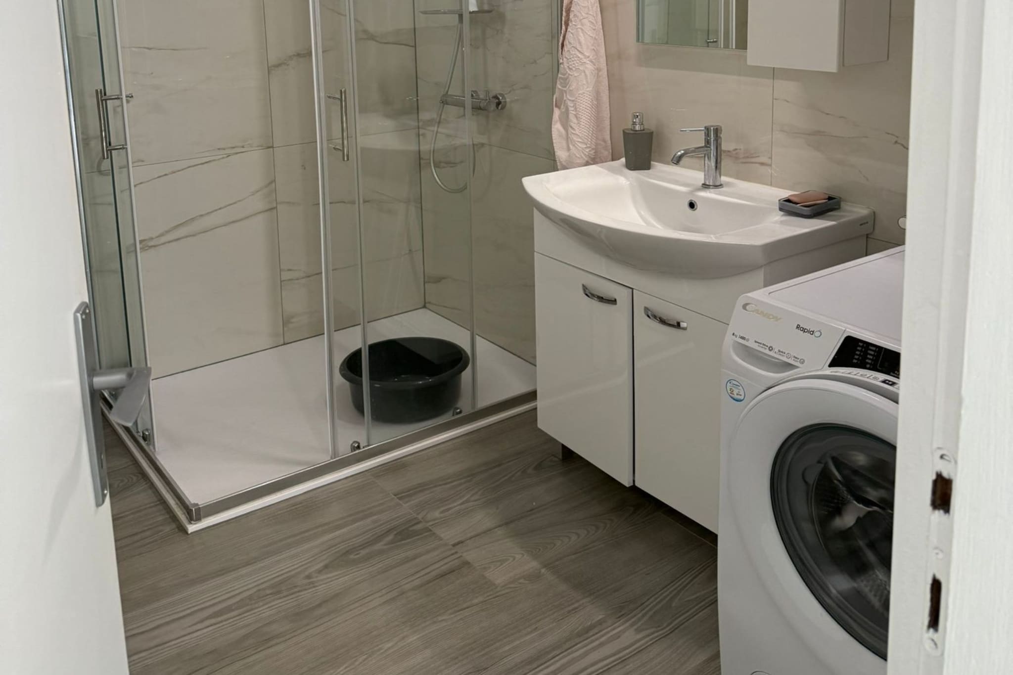 Apartmani Cihorich - Two Bedroom Apartment with Pool ( A6)-Badkamer