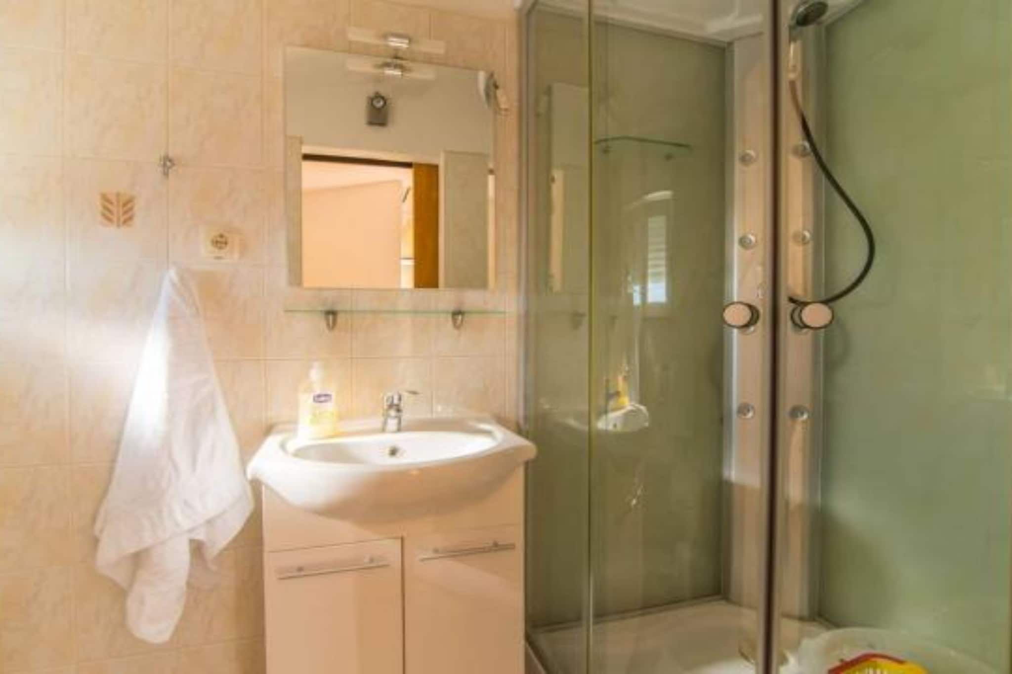 Apartmani Cihorich - Studio Apartment ( br 4)-Badezimmer