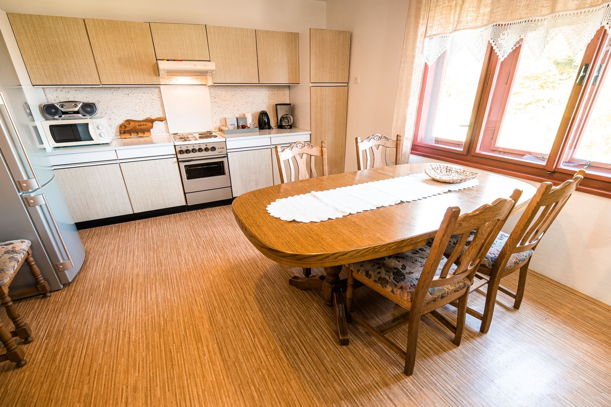 Bloomfield Retreat Country House with Sauna - Three Bedroom Country House-Cuisine