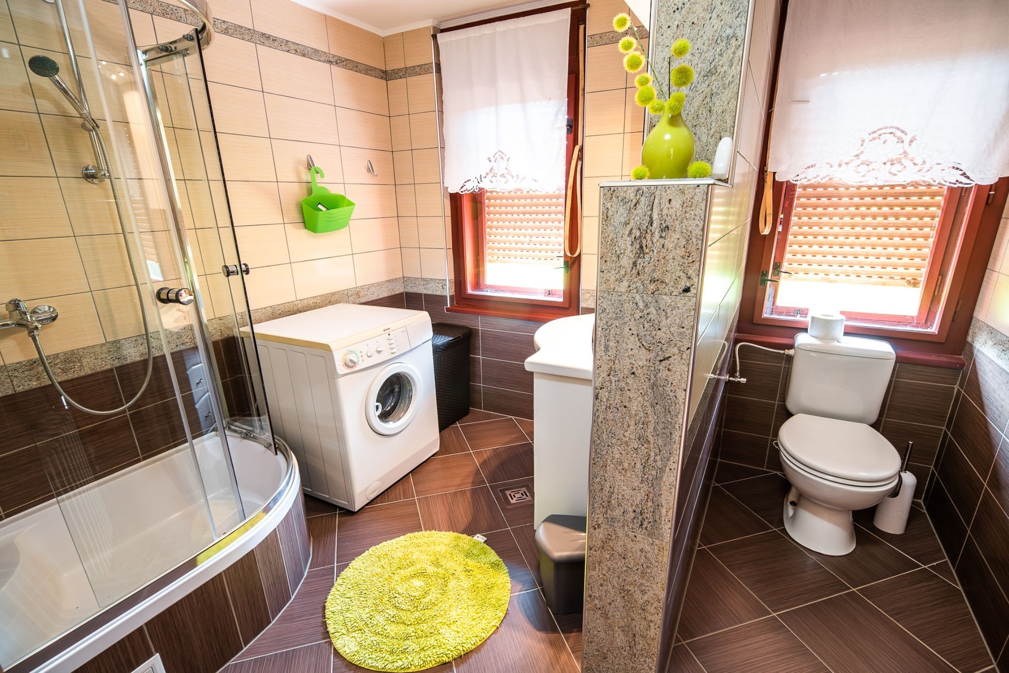 Bloomfield Retreat Country House with Sauna - Three Bedroom Country House-Salle de bain