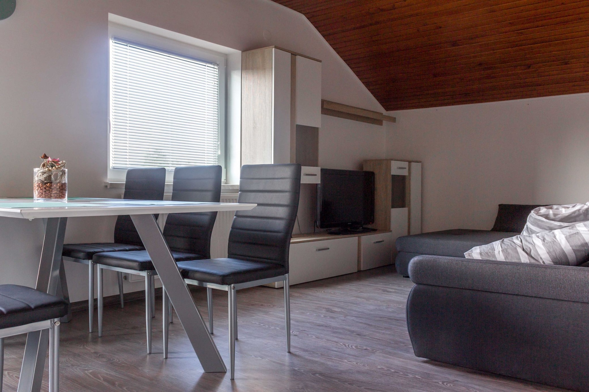 Cozy Holiday Home with Garden, BBQ, and Outdoor Dining Area in Rečica ob Savinji - Two Bedroom Apartment