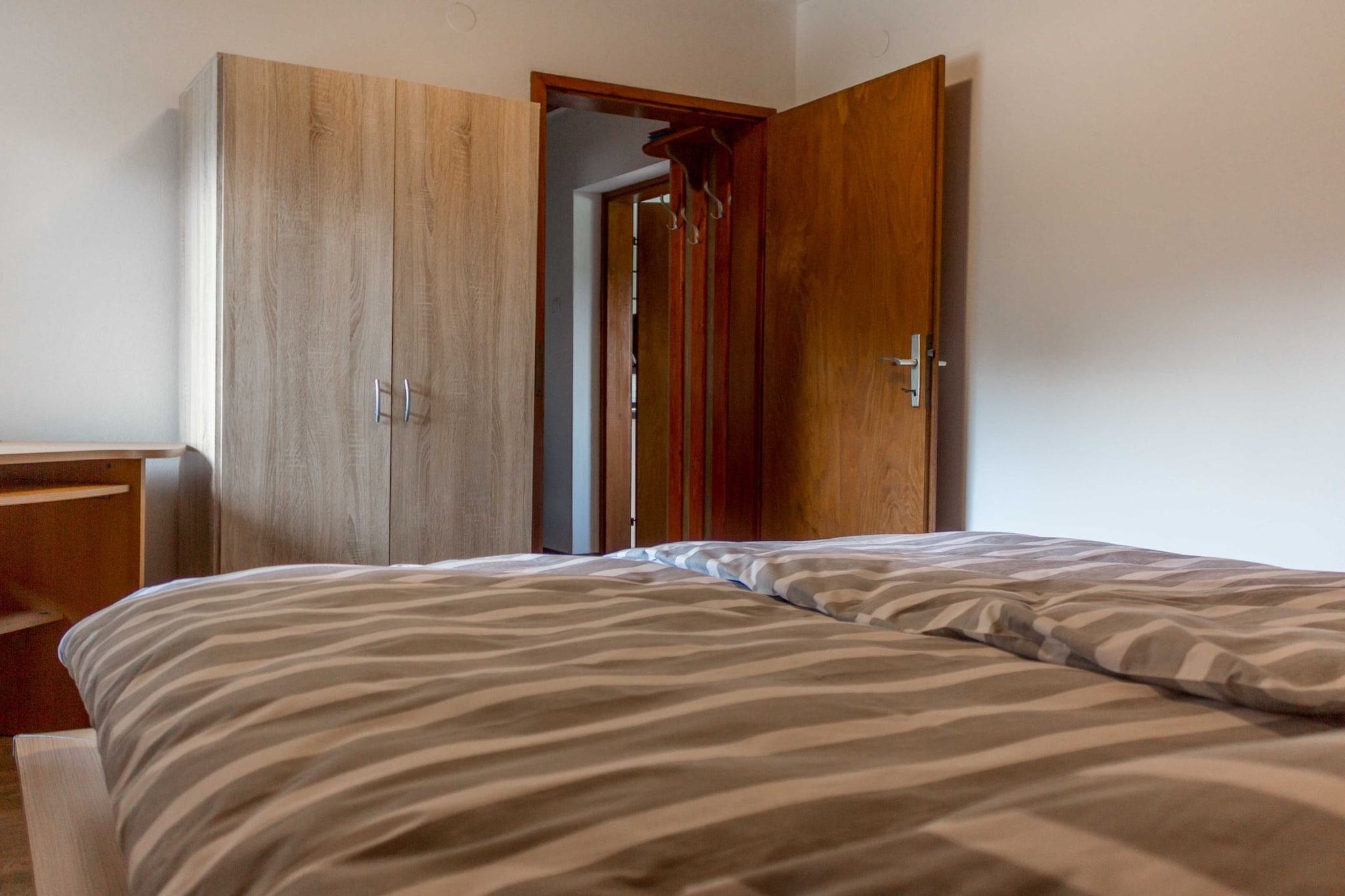 Cozy Holiday Home with Garden, BBQ, and Outdoor Dining Area in Rečica ob Savinji - Two Bedroom Apartment-Chambre