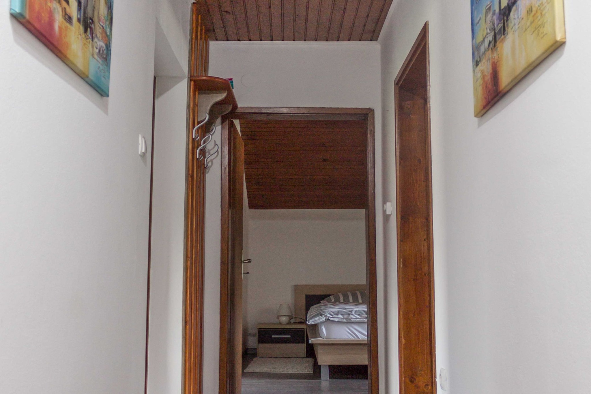 Cozy Holiday Home with Garden, BBQ, and Outdoor Dining Area in Rečica ob Savinji - Two Bedroom Apartment-Intérieur