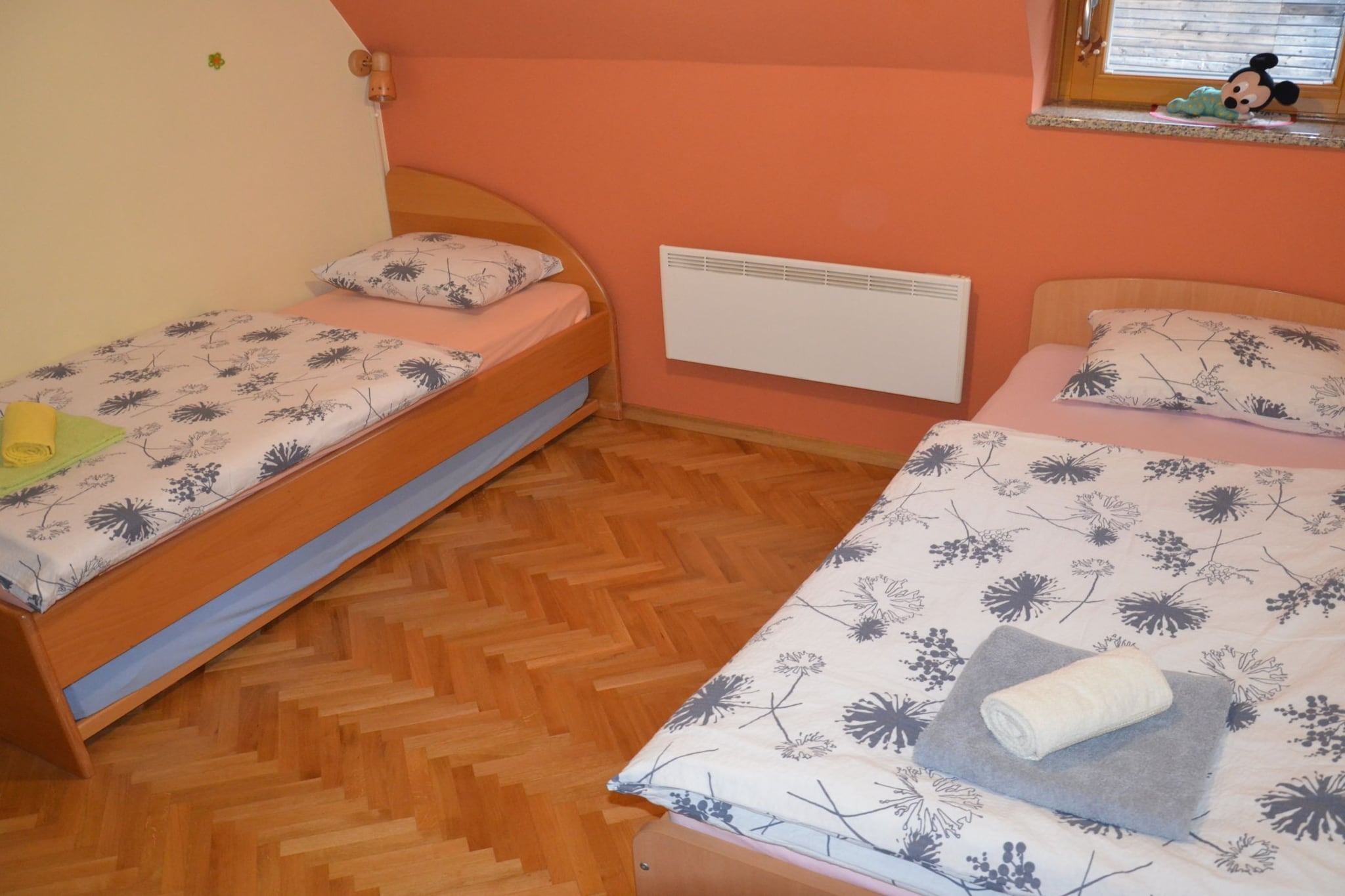 Kranjska Gora Comfortable Apartment with Balcony and Mountain View - Two Bedroom Apartment with Balcony-Slaapkamer