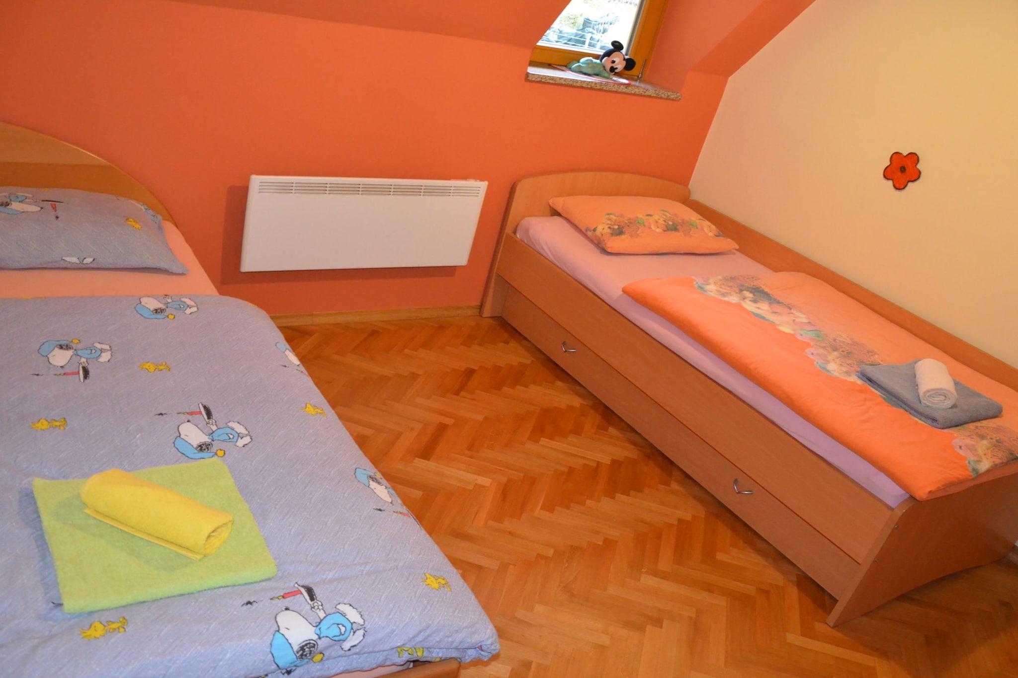 Kranjska Gora Comfortable Apartment with Balcony and Mountain View - Two Bedroom Apartment with Balcony-Slaapkamer