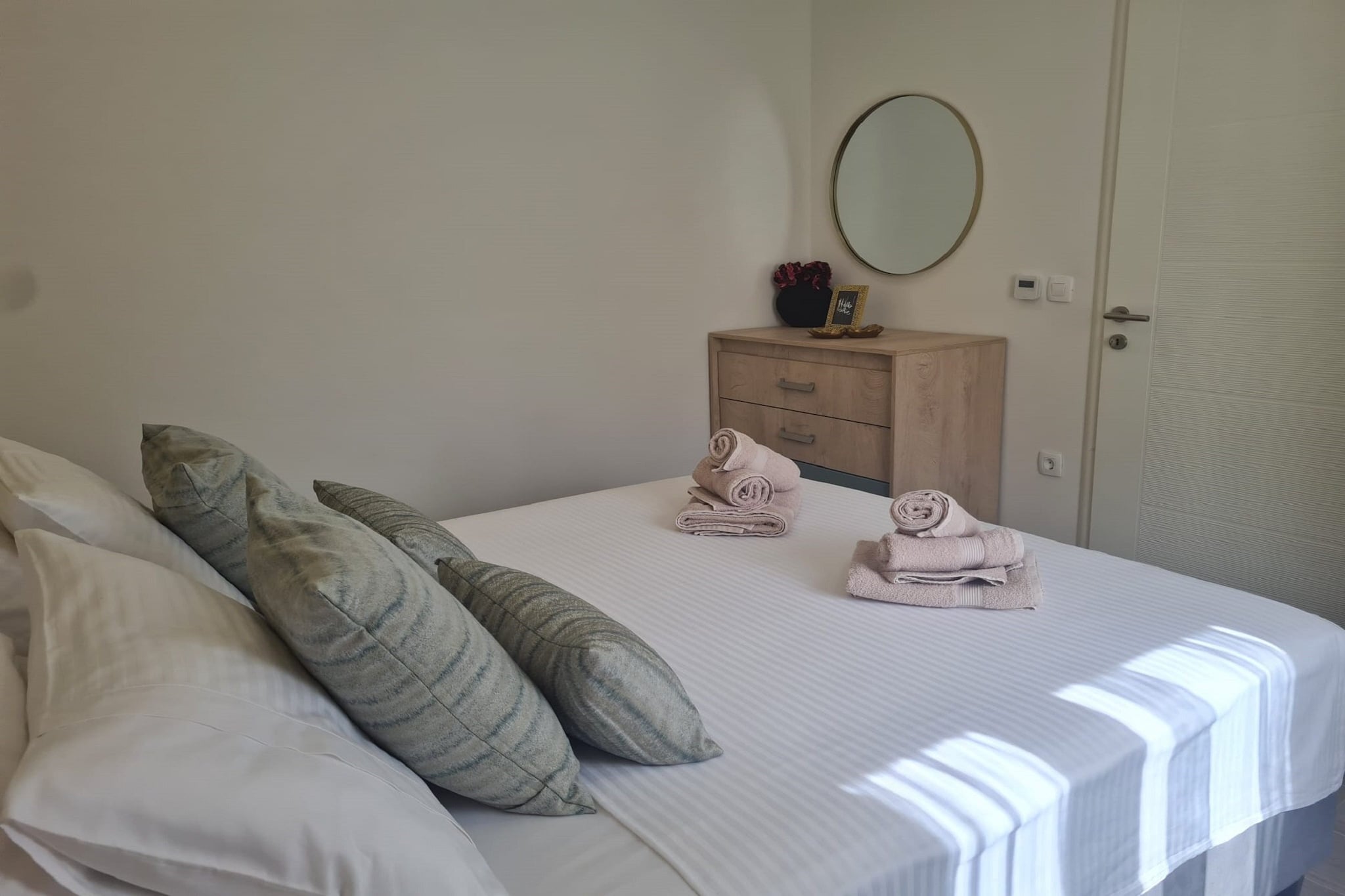 Four - Bedroom Villa-Slaapkamer