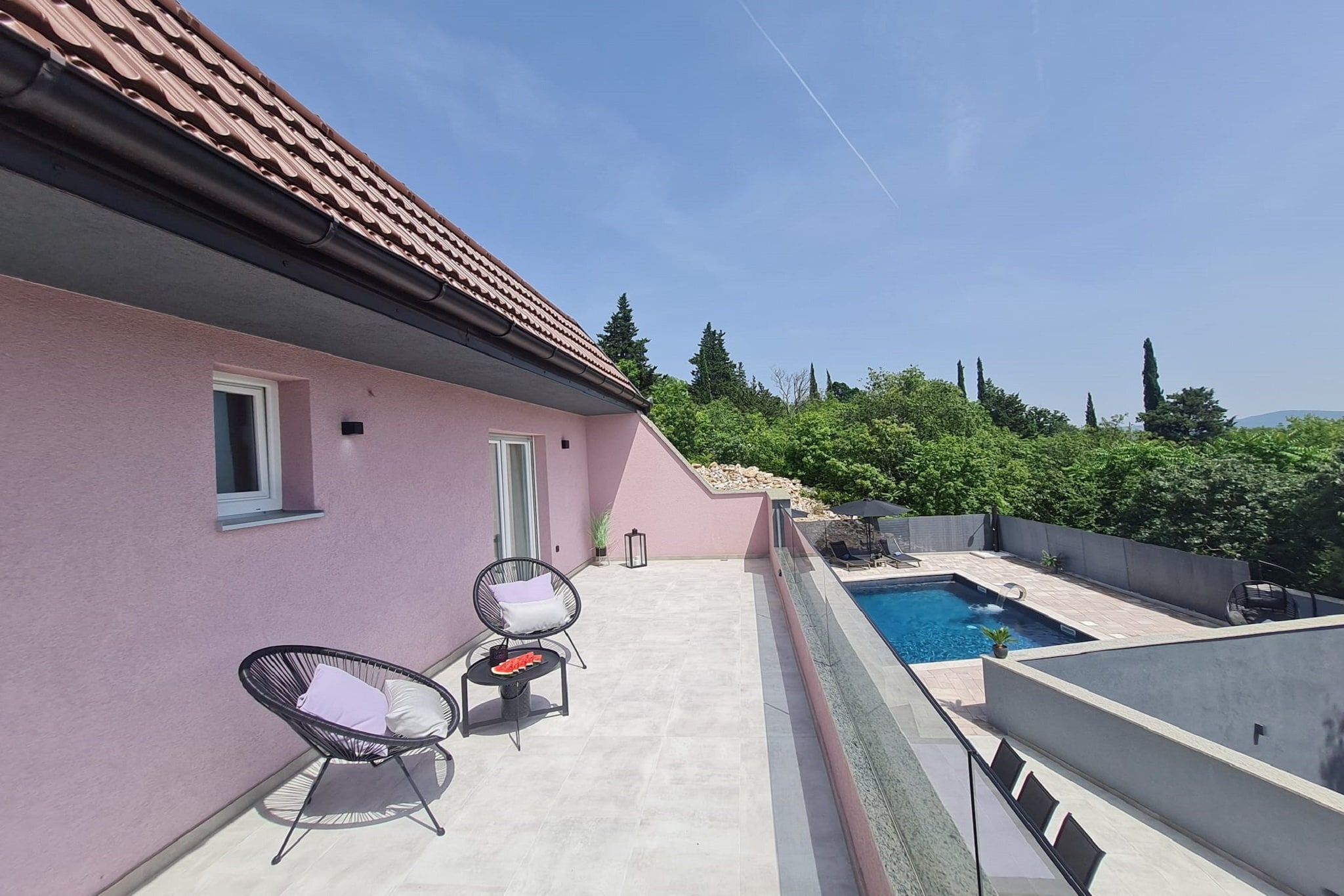 Four - Bedroom Villa-Terrasbalkon