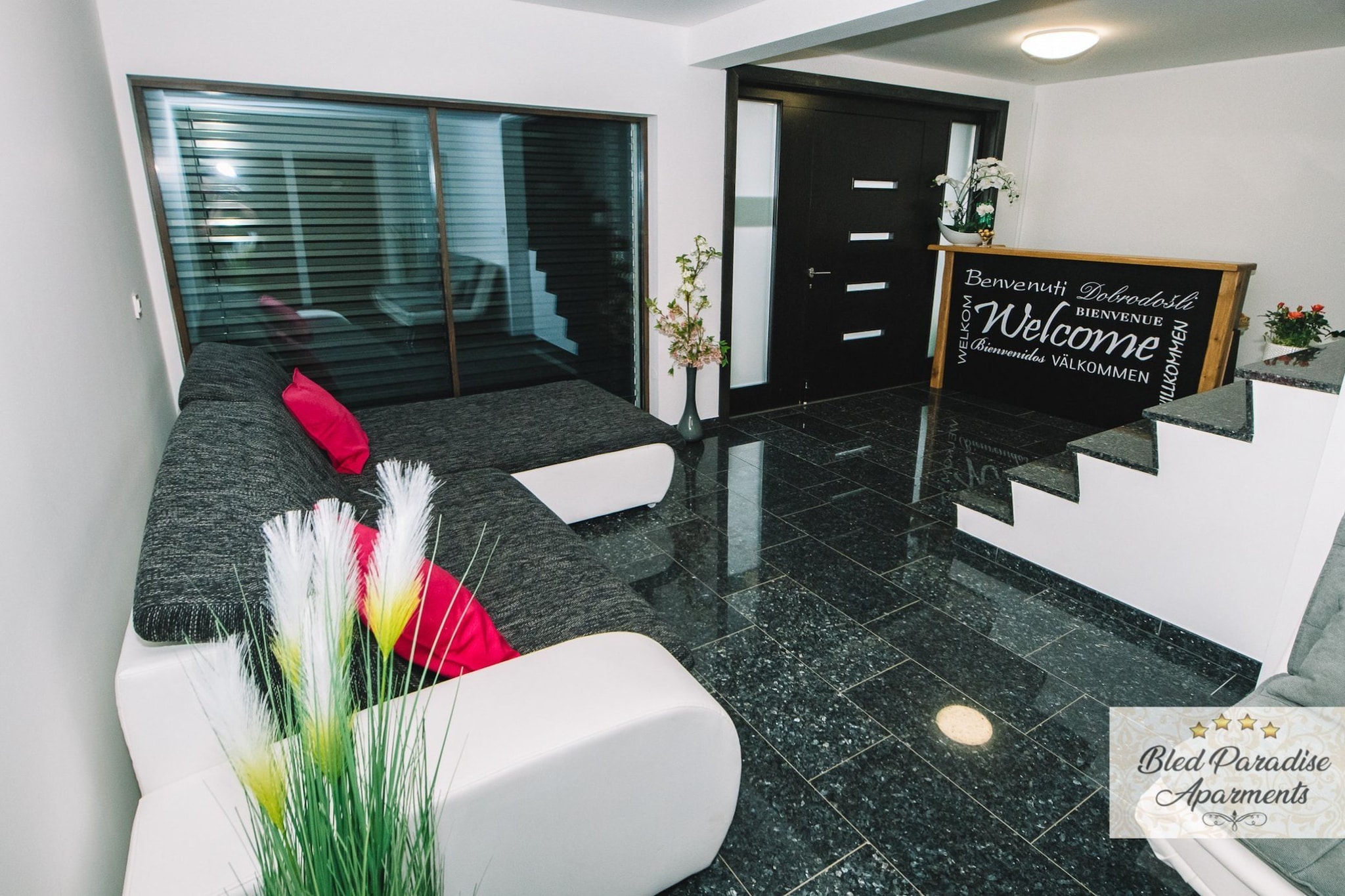 Bled Prestigious and Stylish Apartments - Classic Studio Apartment  with Terrace (owner 1)