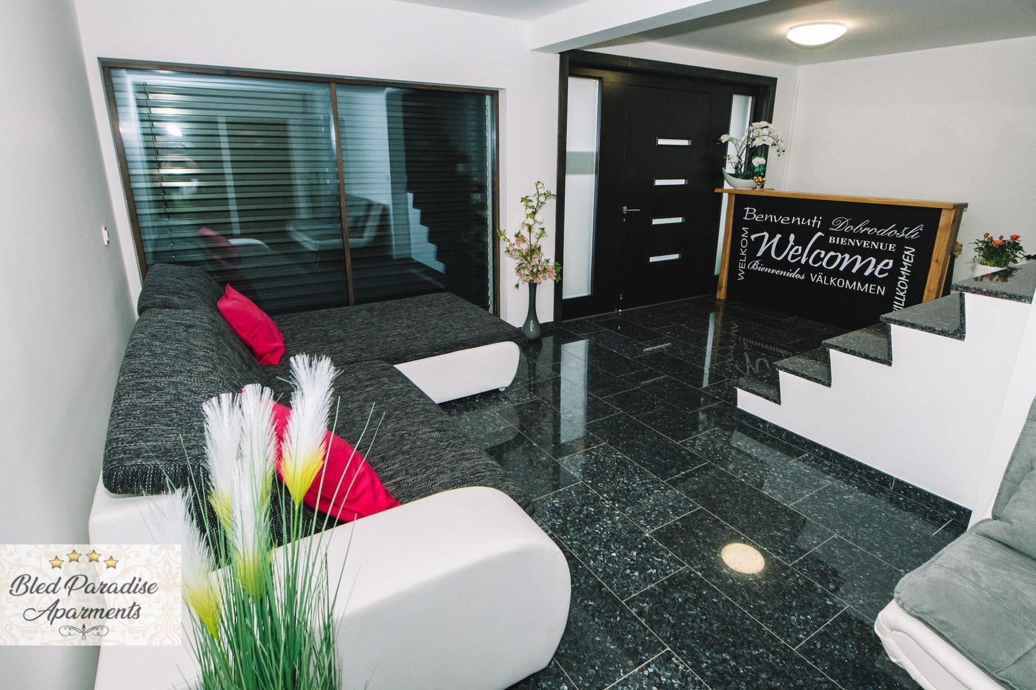 Bled Prestigious and Stylish Apartments - Classic Studio Apartment  with Terrace (owner 1)