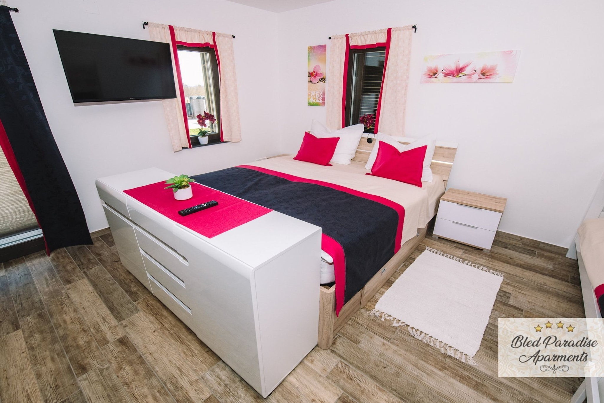 Bled Prestigious and Stylish Apartments - Classic Studio Apartment  with Terrace (owner 1)-Slaapkamer