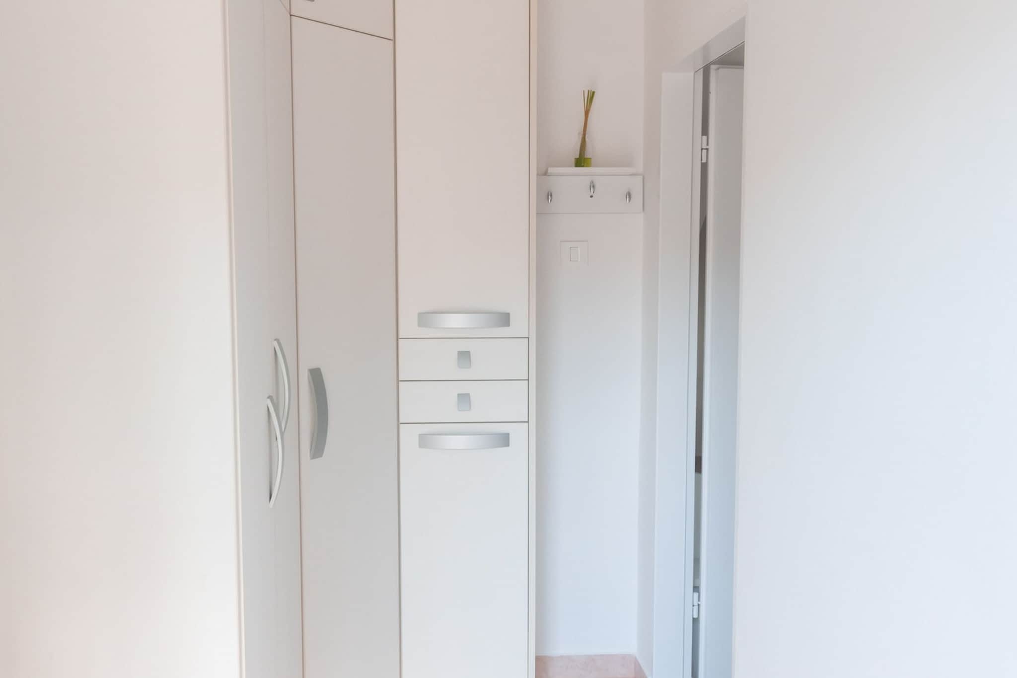 Sleek and Stylish Apartment with Terrace - Studio Apartment with Terrace-Faciliteiten