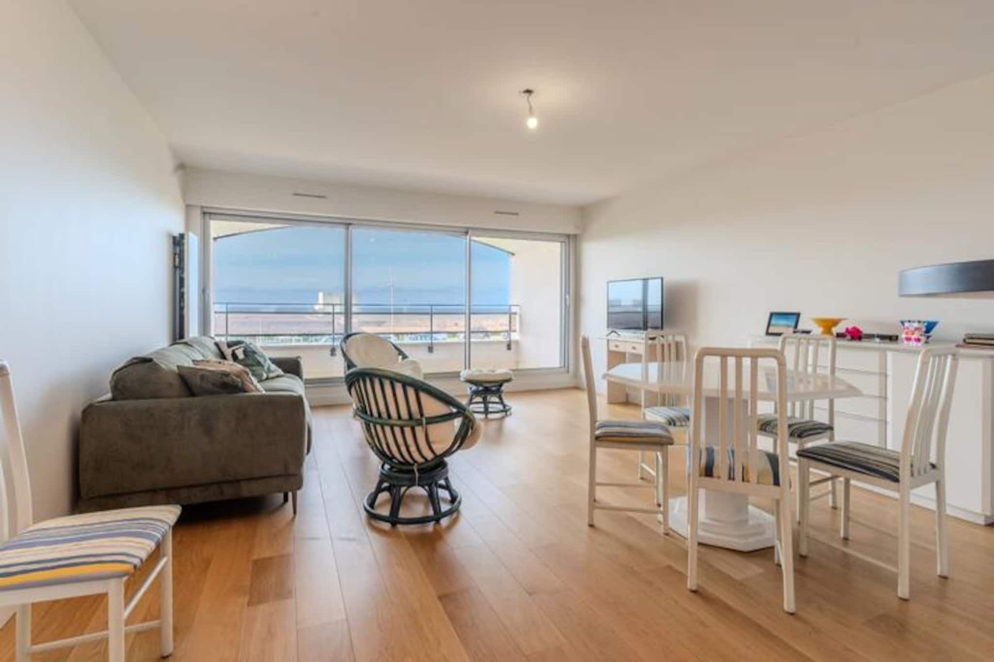 Apartments for 5 People