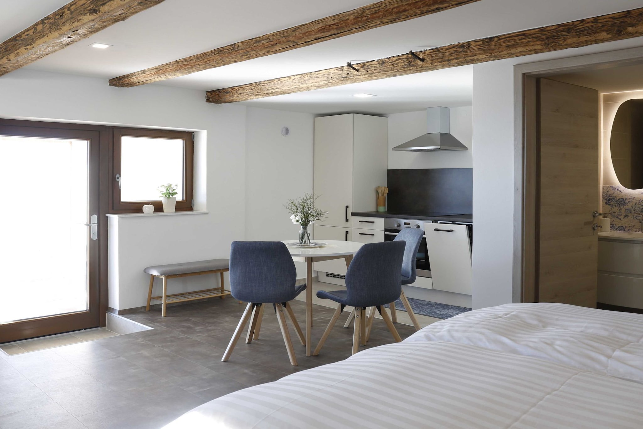 Mountain Vibrant and Timeless Apartment with Sauna - Studio Apartment with Terrace