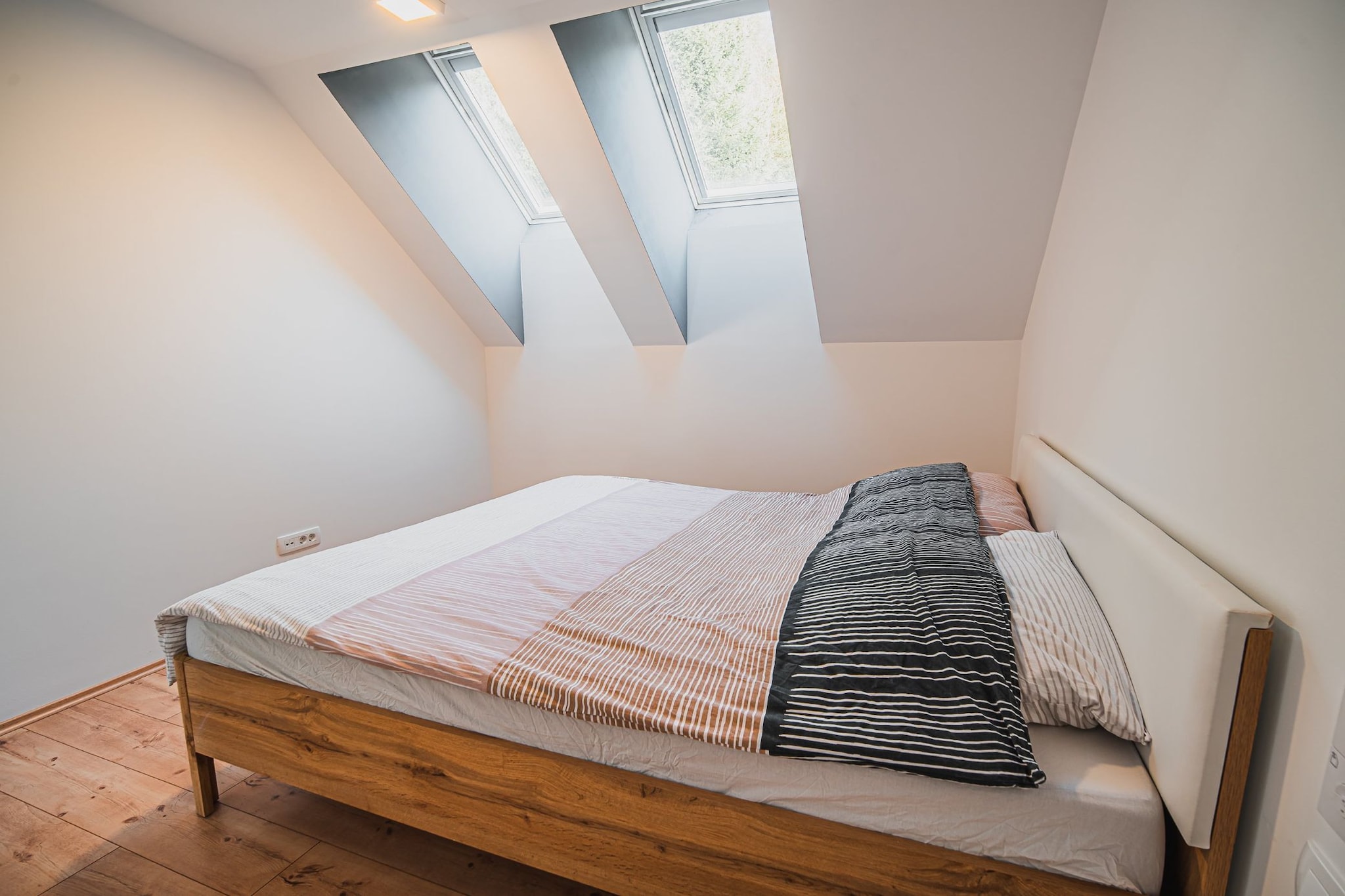 Idyllic and Charming Apartments with Terrace - Classic Two Bedroom Apartment with terrace (owner Daisy)-Bedroom