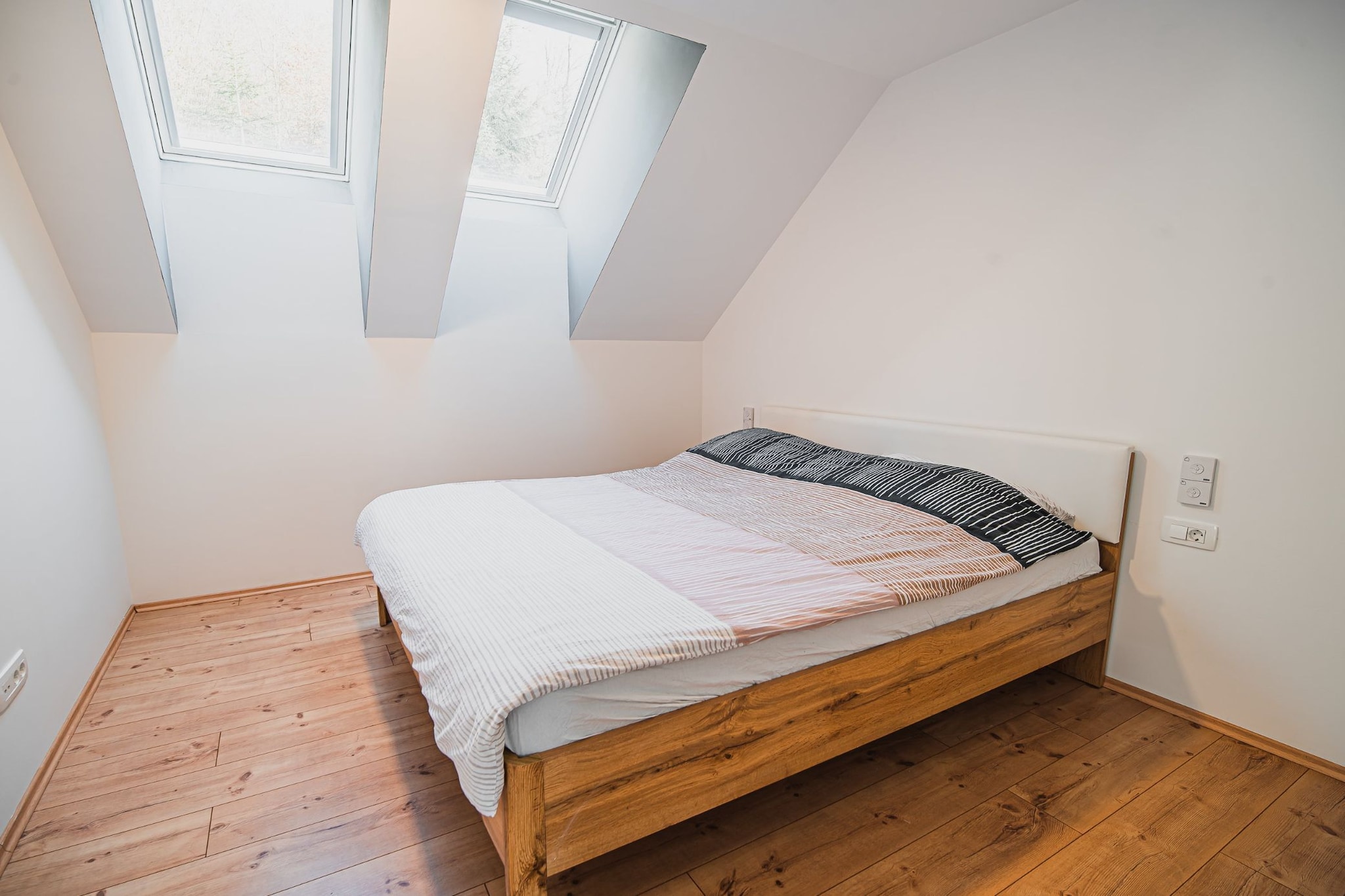 Idyllic and Charming Apartments with Terrace - Classic Two Bedroom Apartment with terrace (owner Daisy)-Bedroom