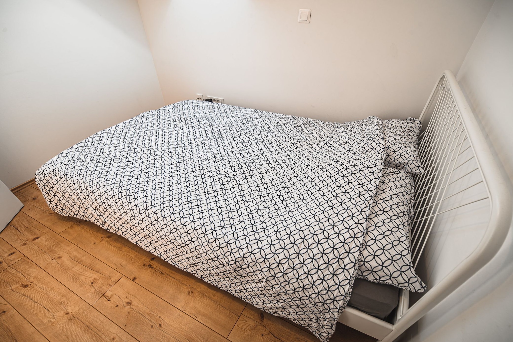 Idyllic and Charming Apartments with Terrace - Classic Two Bedroom Apartment with terrace (owner Daisy)-Bedroom