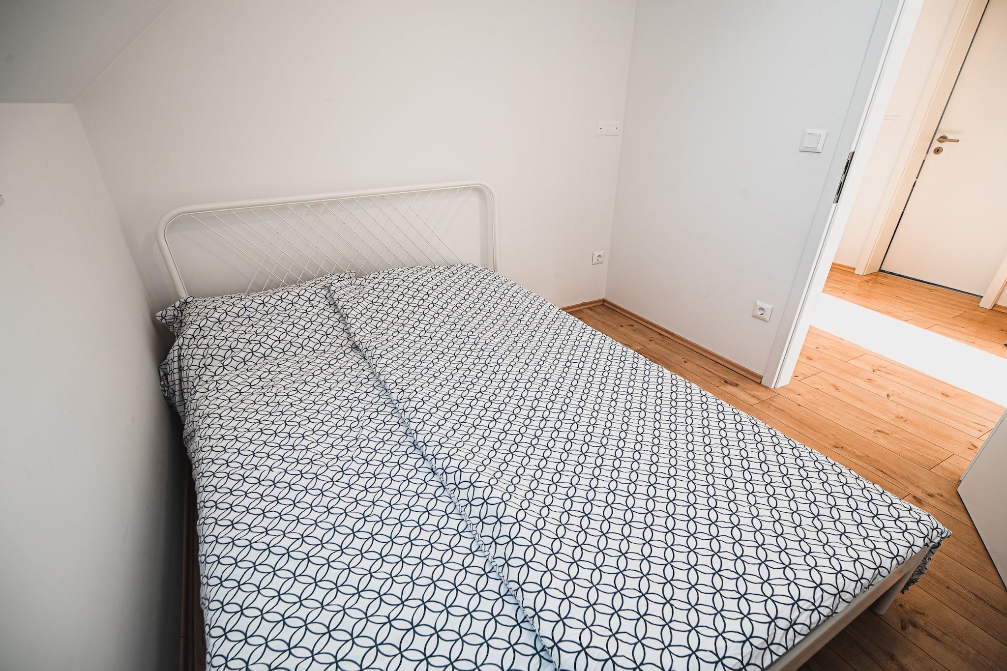 Idyllic and Charming Apartments with Terrace - Classic Two Bedroom Apartment with terrace (owner Daisy)-Bedroom