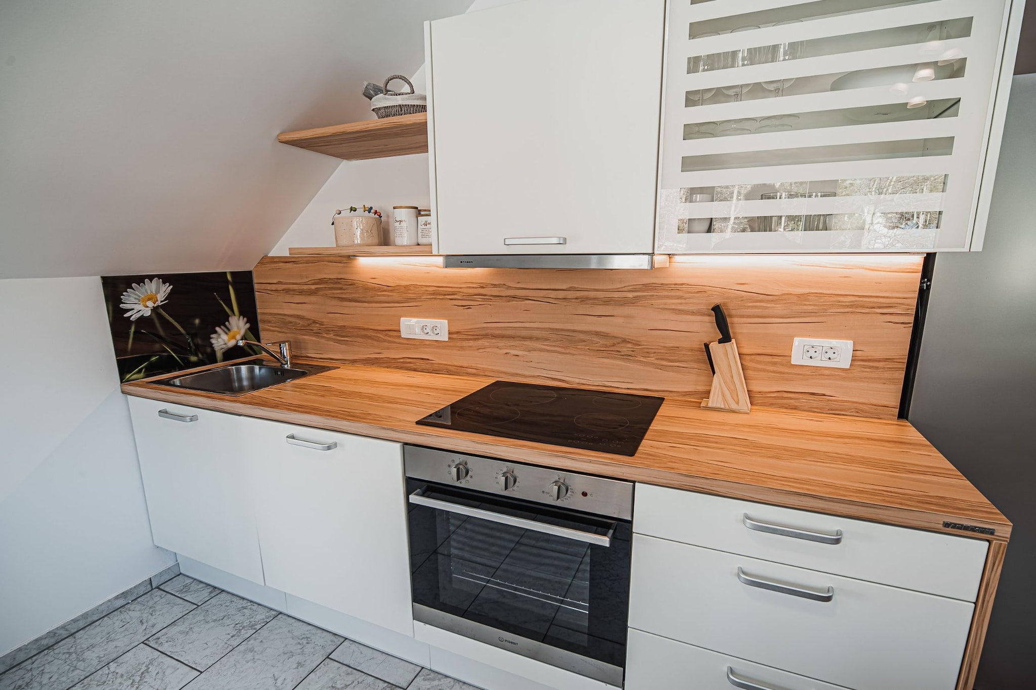 Idyllic and Charming Apartments with Terrace - Classic Two Bedroom Apartment with terrace (owner Daisy)-Kitchen