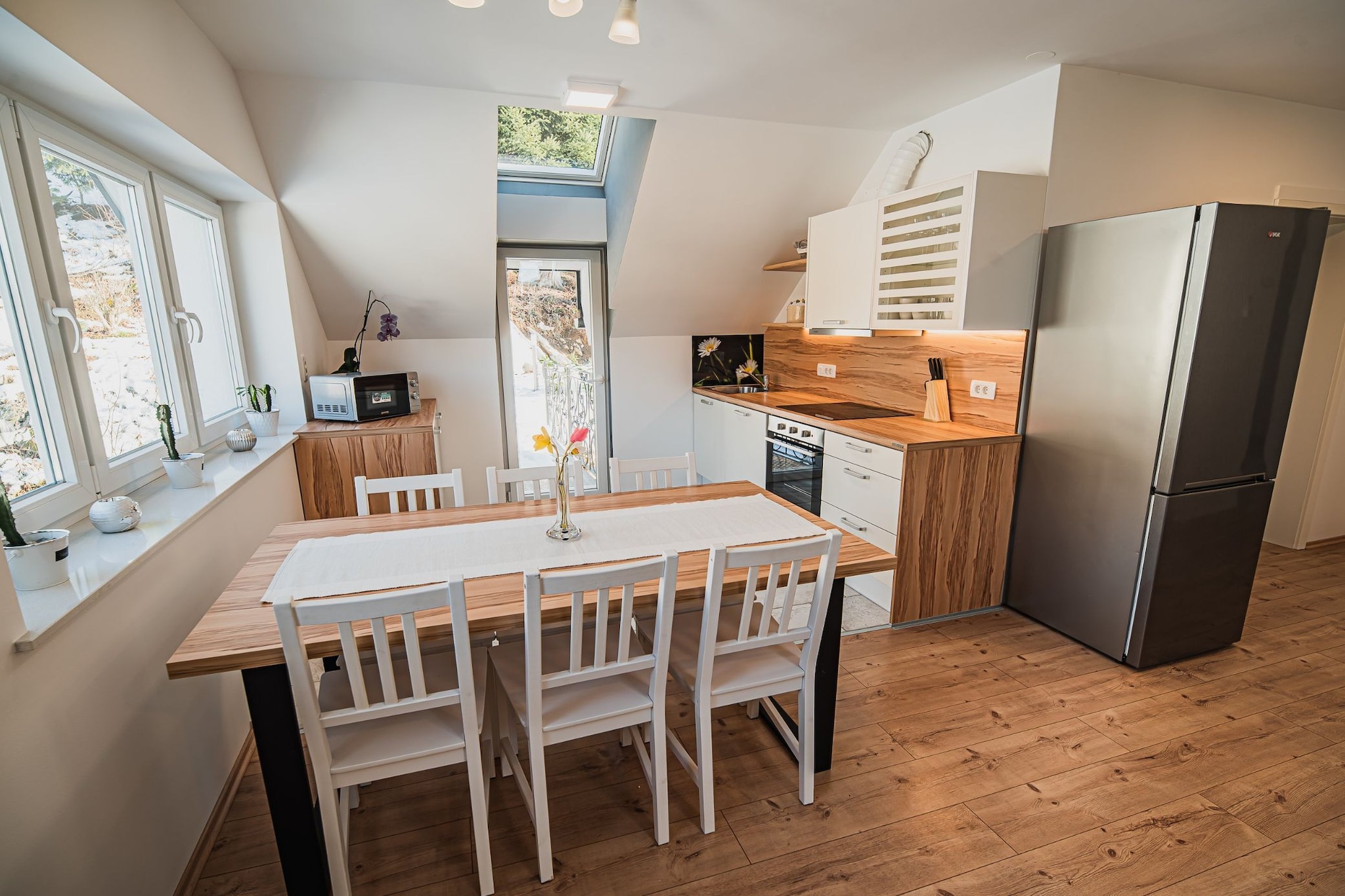 Idyllic and Charming Apartments with Terrace - Classic Two Bedroom Apartment with terrace (owner Daisy)-Kitchen