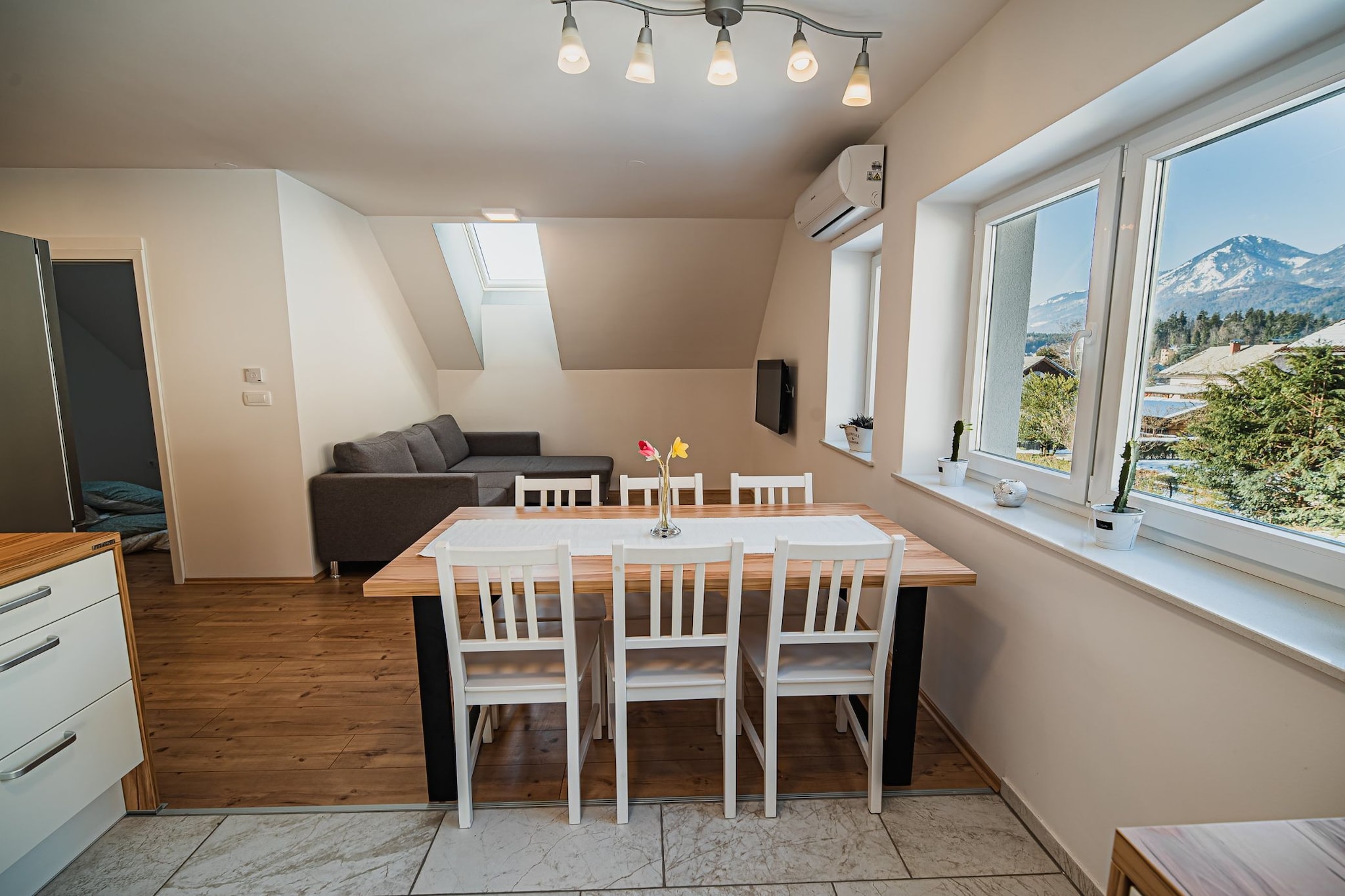 Idyllic and Charming Apartments with Terrace - Classic Two Bedroom Apartment with terrace (owner Daisy)-Kitchen