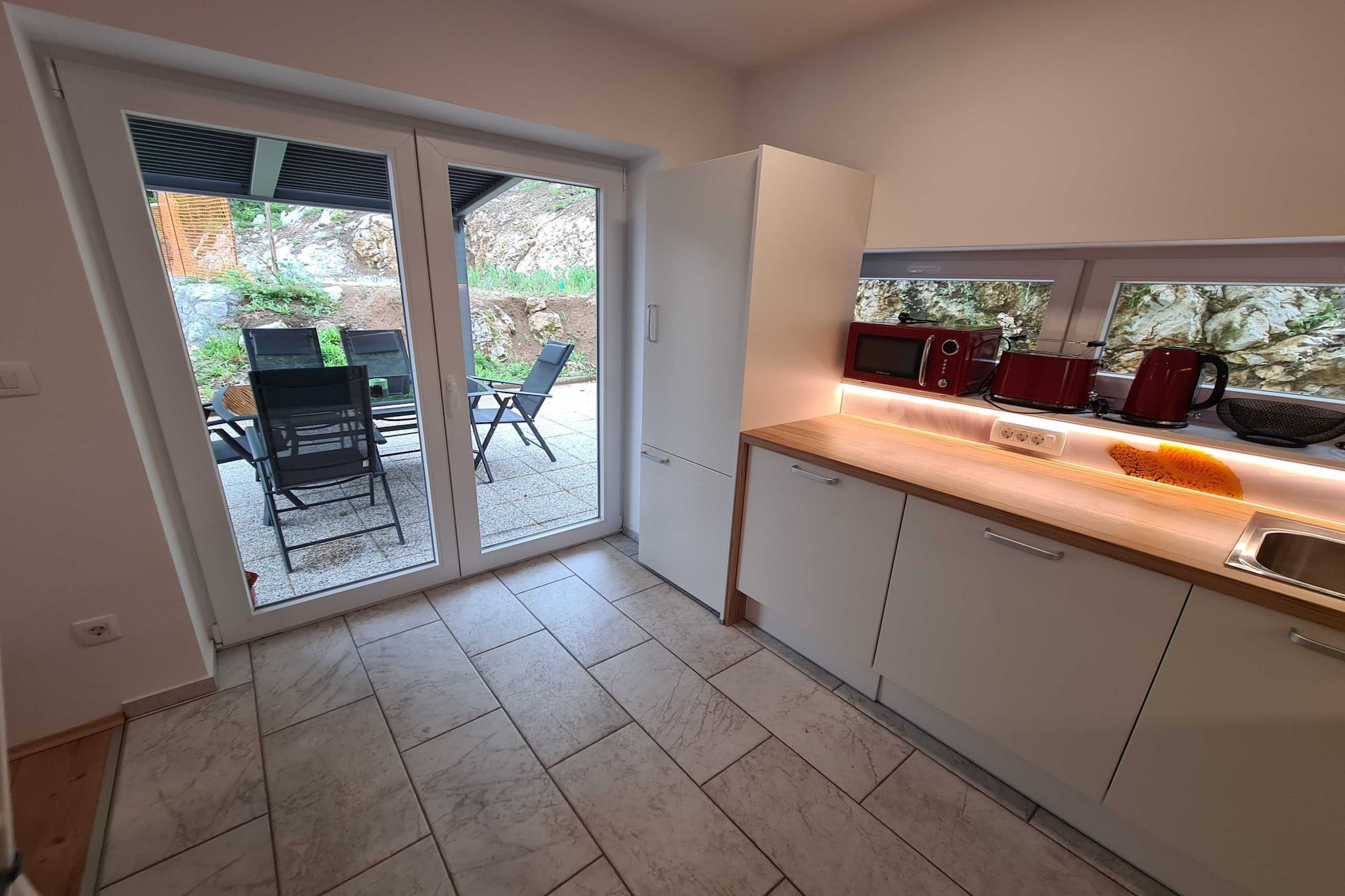 Idyllic and Charming Apartments with Terrace - Standard Two Bedroom Apartment with terrace (owner Violets)-Kitchen