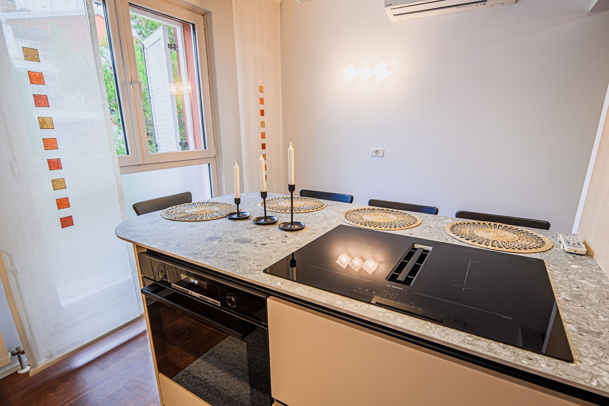 Elegant and Scenic Peaceful Apartments Portoroz - One Bedroom Apartment with Terrace-Keuken