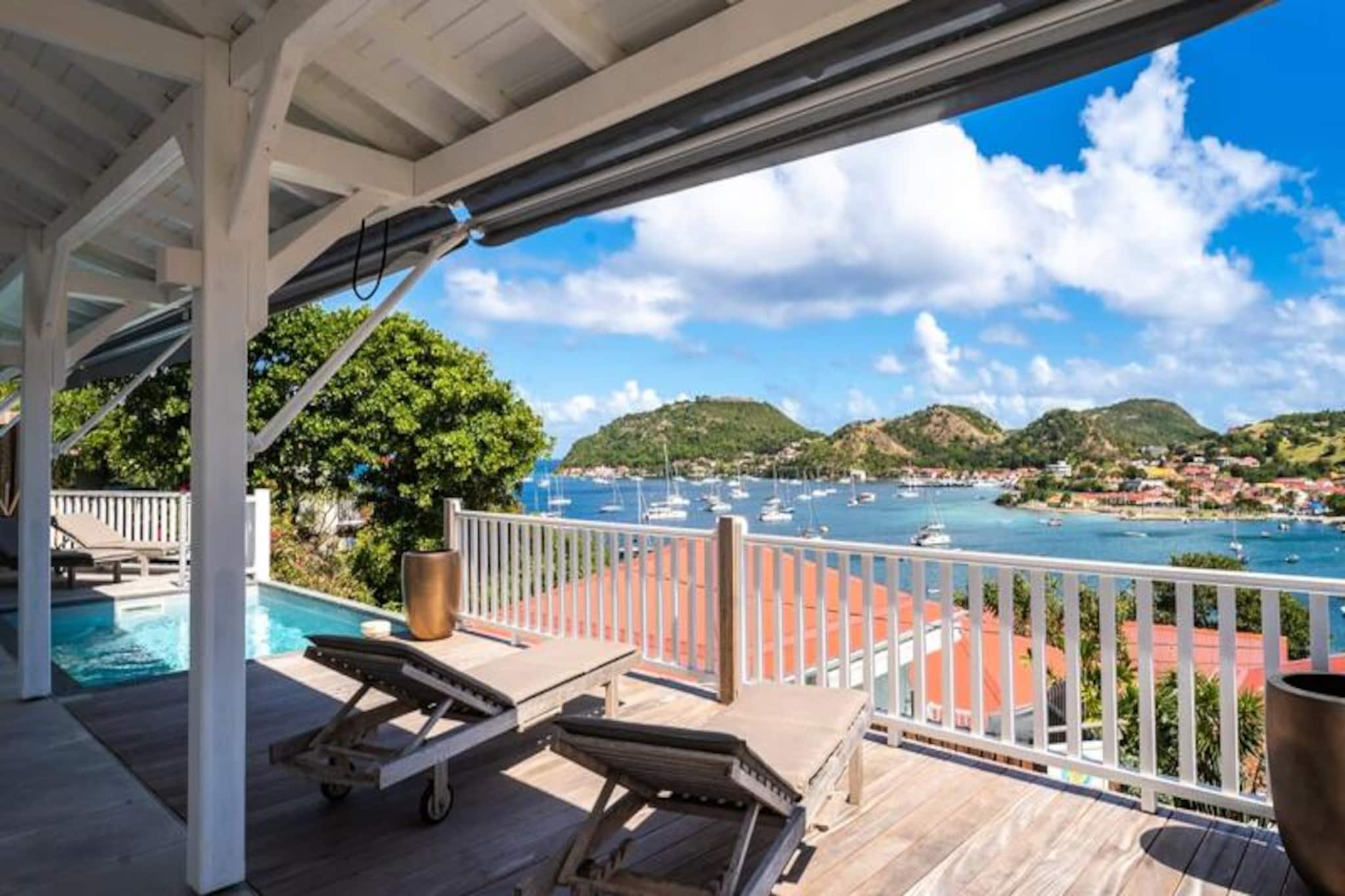 Houses & Villas for 4 People