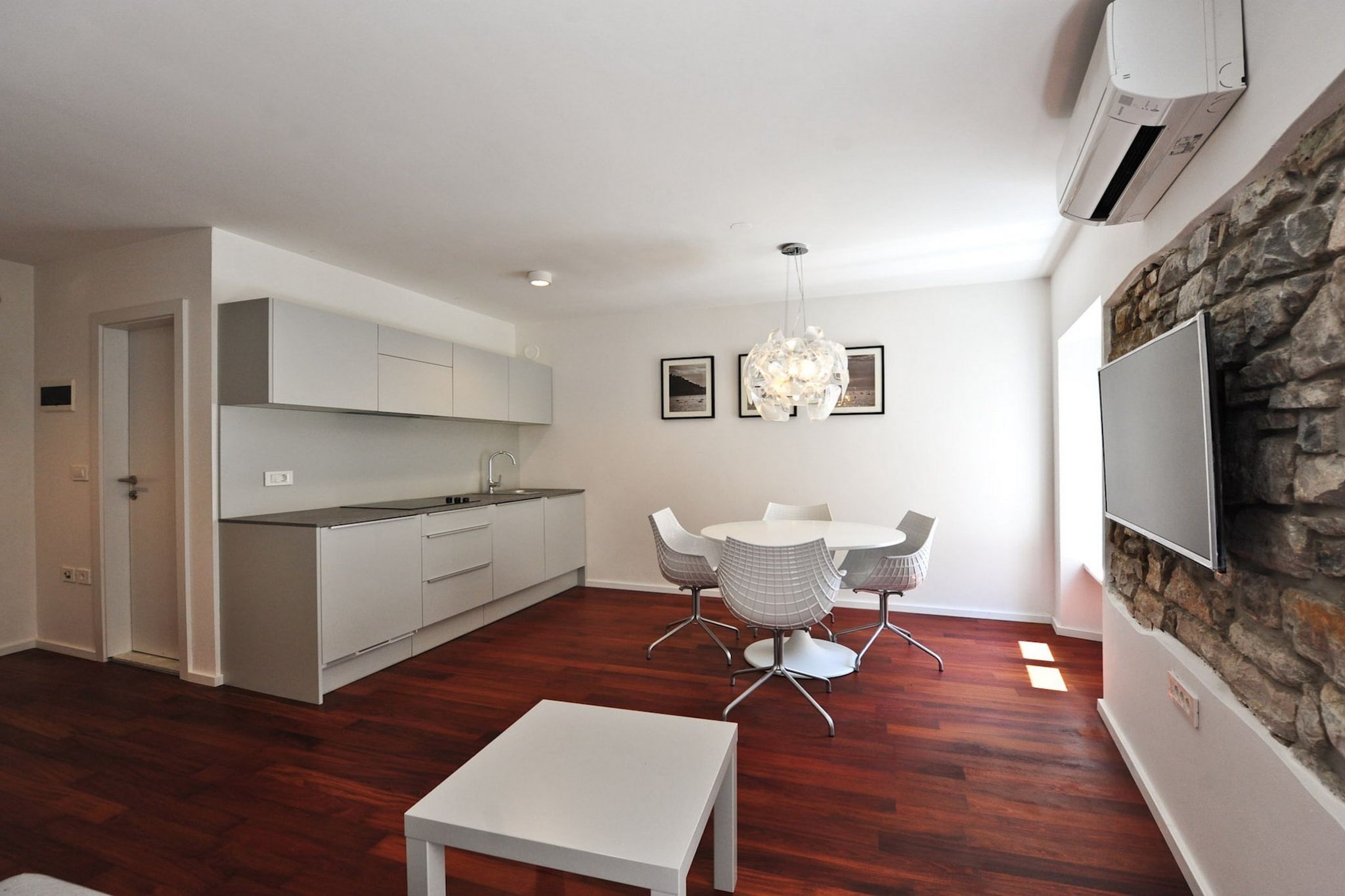 Downtown Piran Apartment with City View - Studio Apartment-Keuken