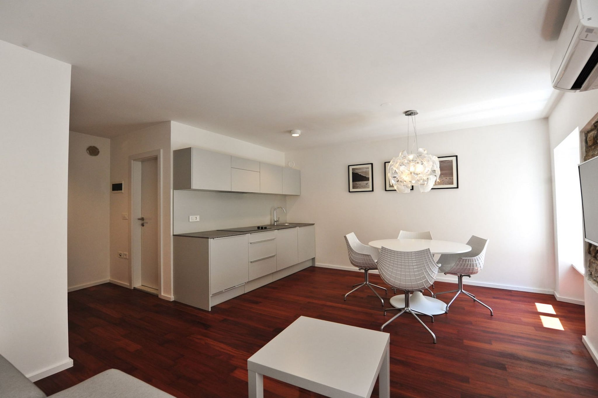 Downtown Piran Apartment with City View - Studio Apartment-Keuken