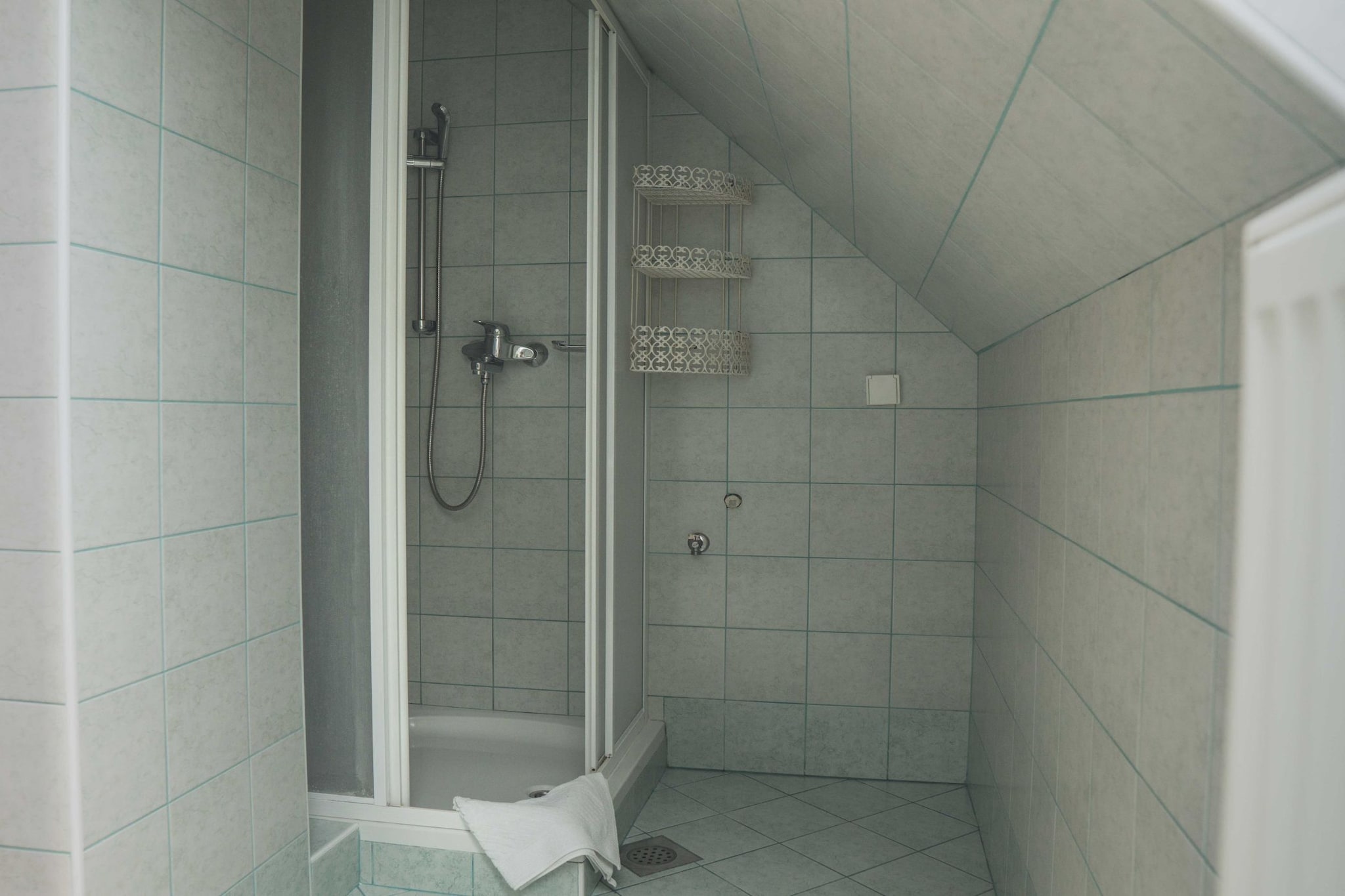 Comfortable Apartment with Mountain View - One Bedroom Apartment-Salle de bain
