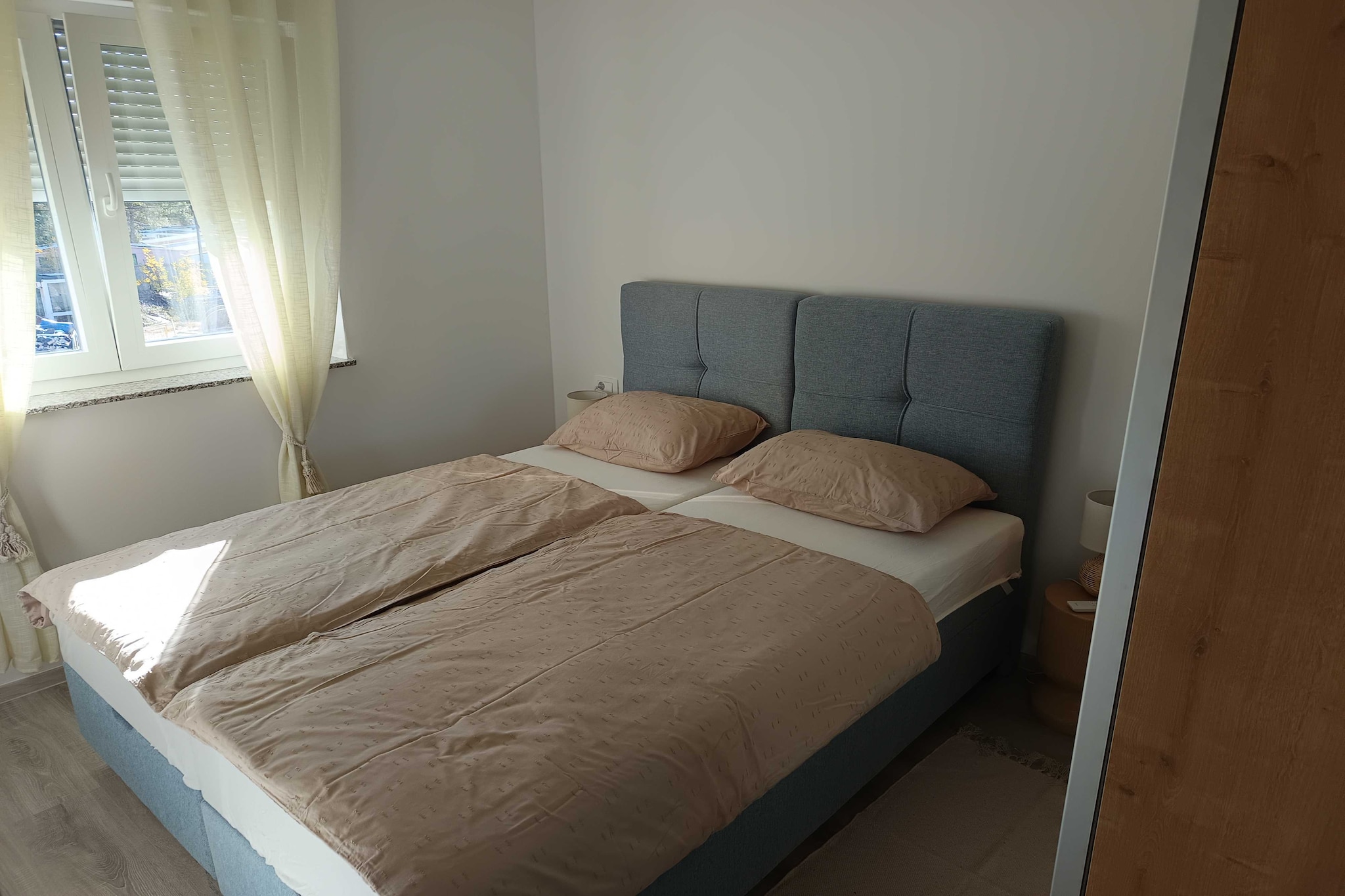 Cozy Apartment Bili - Two Bedroom Apartment-Bedroom
